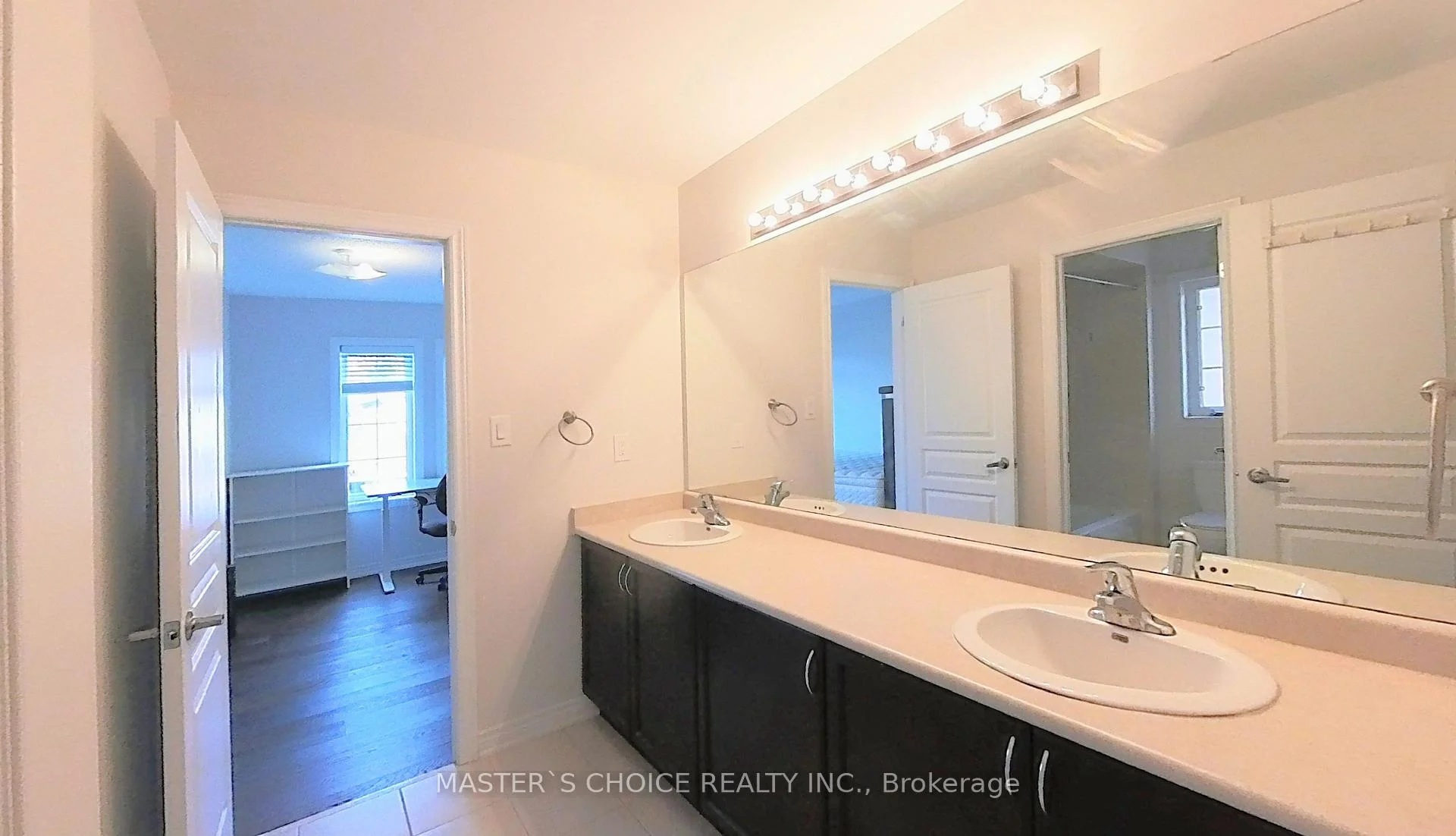 Photo 39 of 47 Sir Modesto Court, Vaughan, Patterson — HOMEH