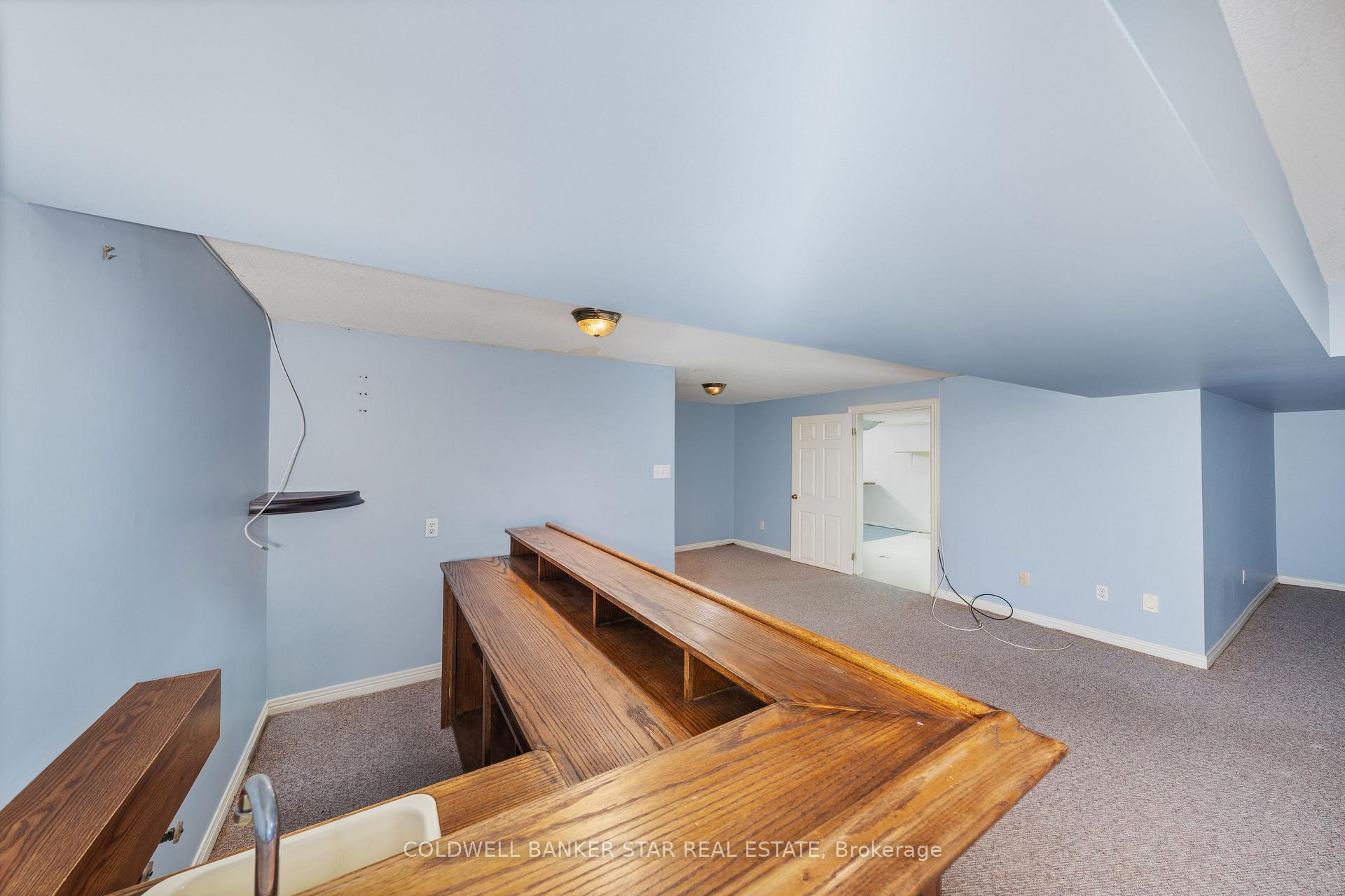Photo 34 of 1106 Bernard Court, Sarnia — HOMEH