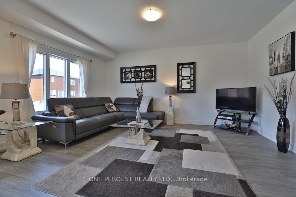 Photo 10 of 72 Dusenbury Drive, Loyalist, Odessa — HOMEH