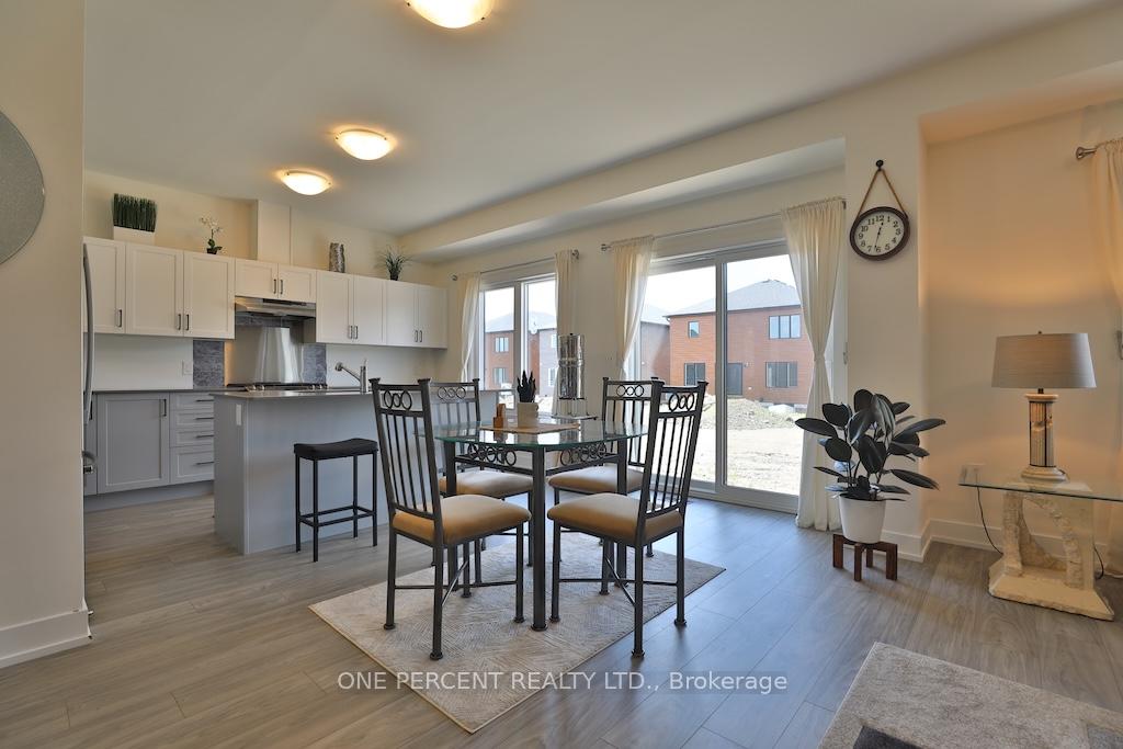 Photo 15 of 72 Dusenbury Drive, Loyalist, Odessa — HOMEH
