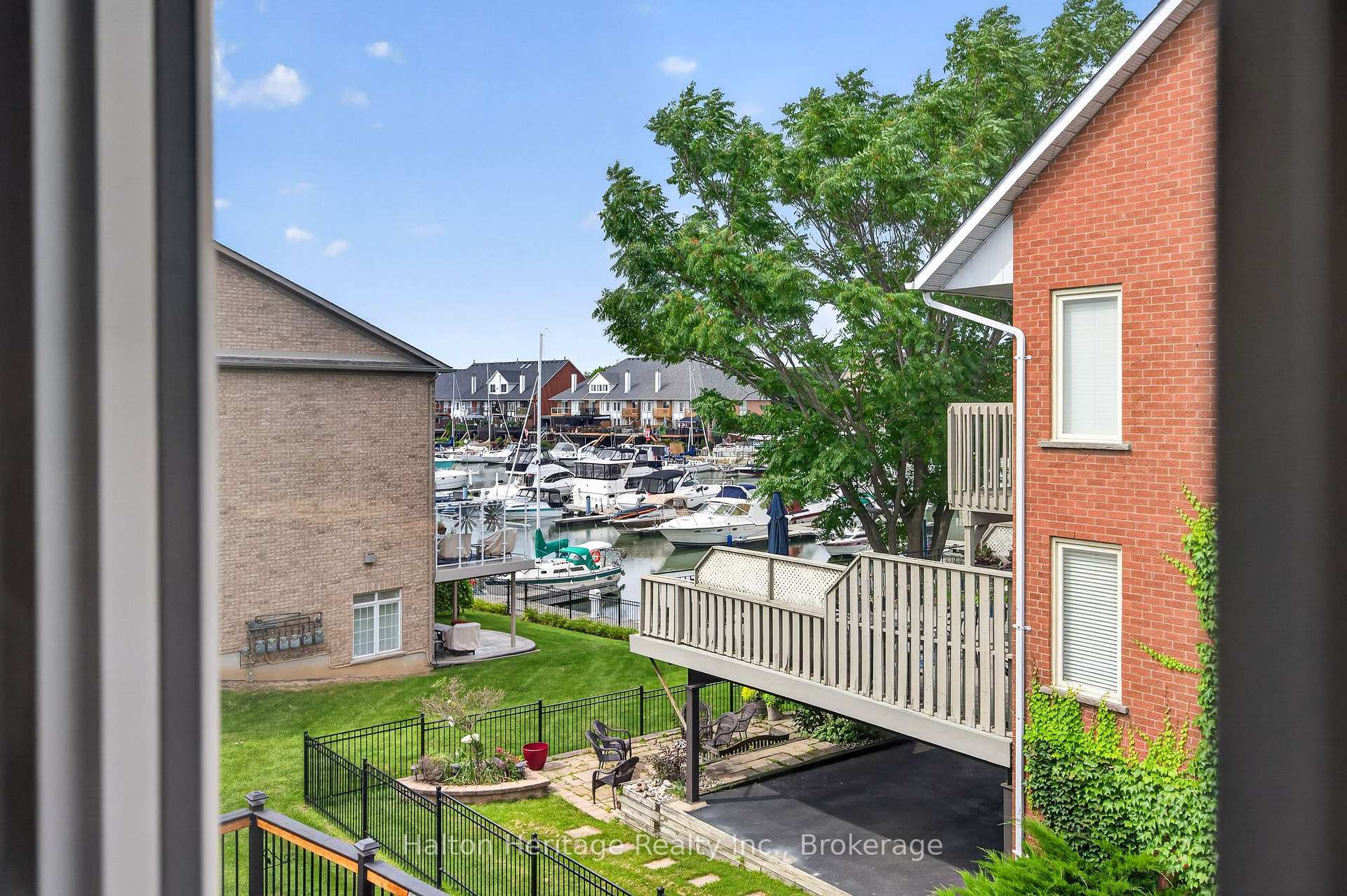 Photo 20 of Unit 8, 31 Sunvale Place, Hamilton, Lakeshore — HOMEH