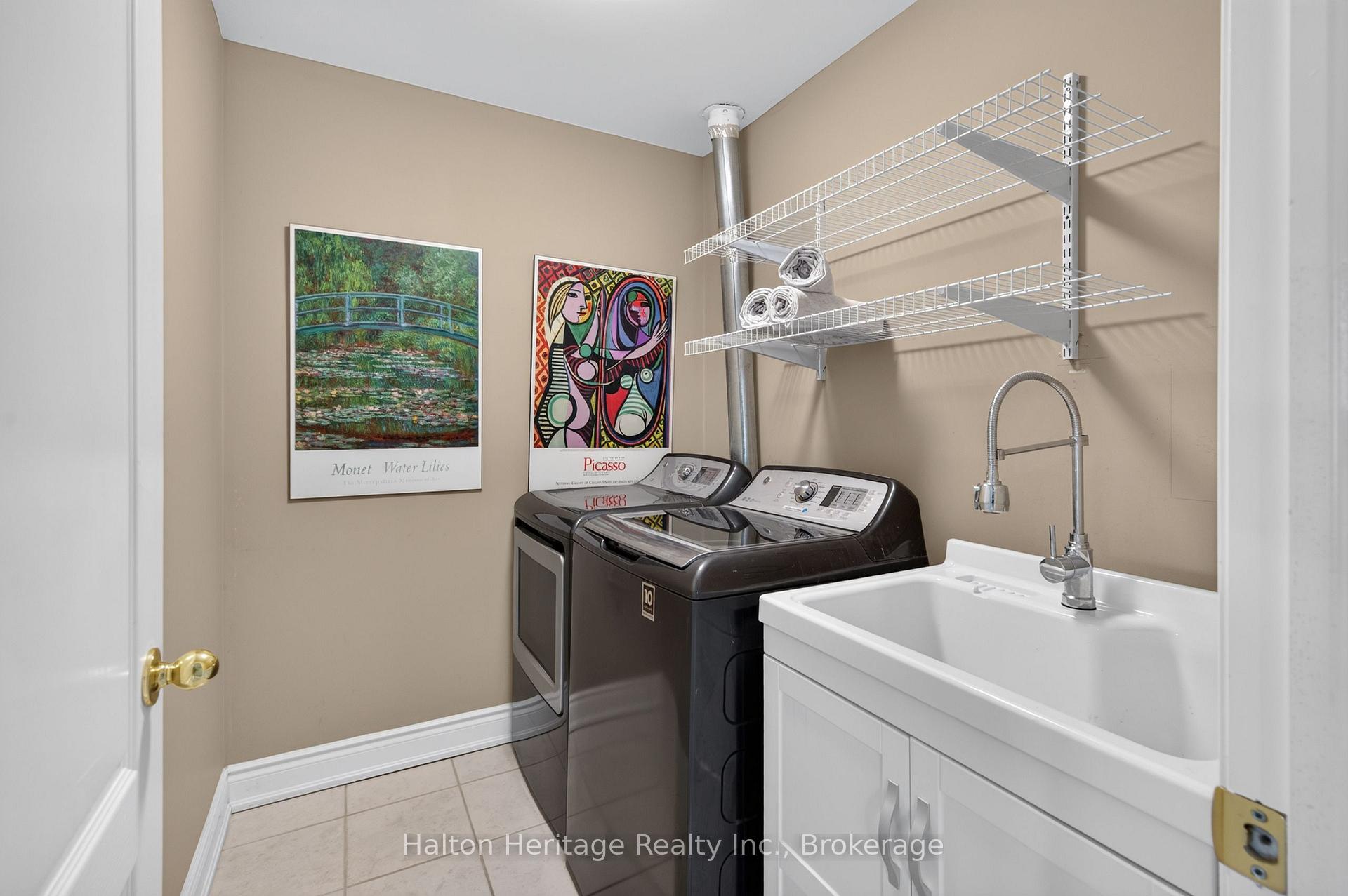 Photo 28 of Unit 8, 31 Sunvale Place, Hamilton, Lakeshore — HOMEH
