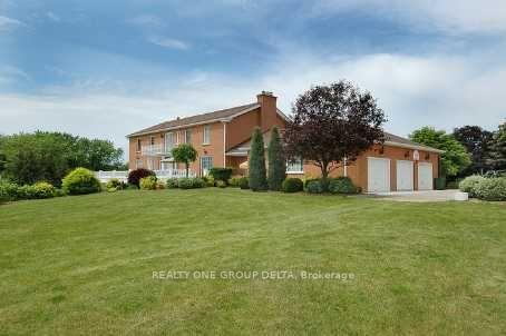 Photo 2 of 6 Bowman Avenue, Brampton, Toronto Gore Rural Estate — HOMEH