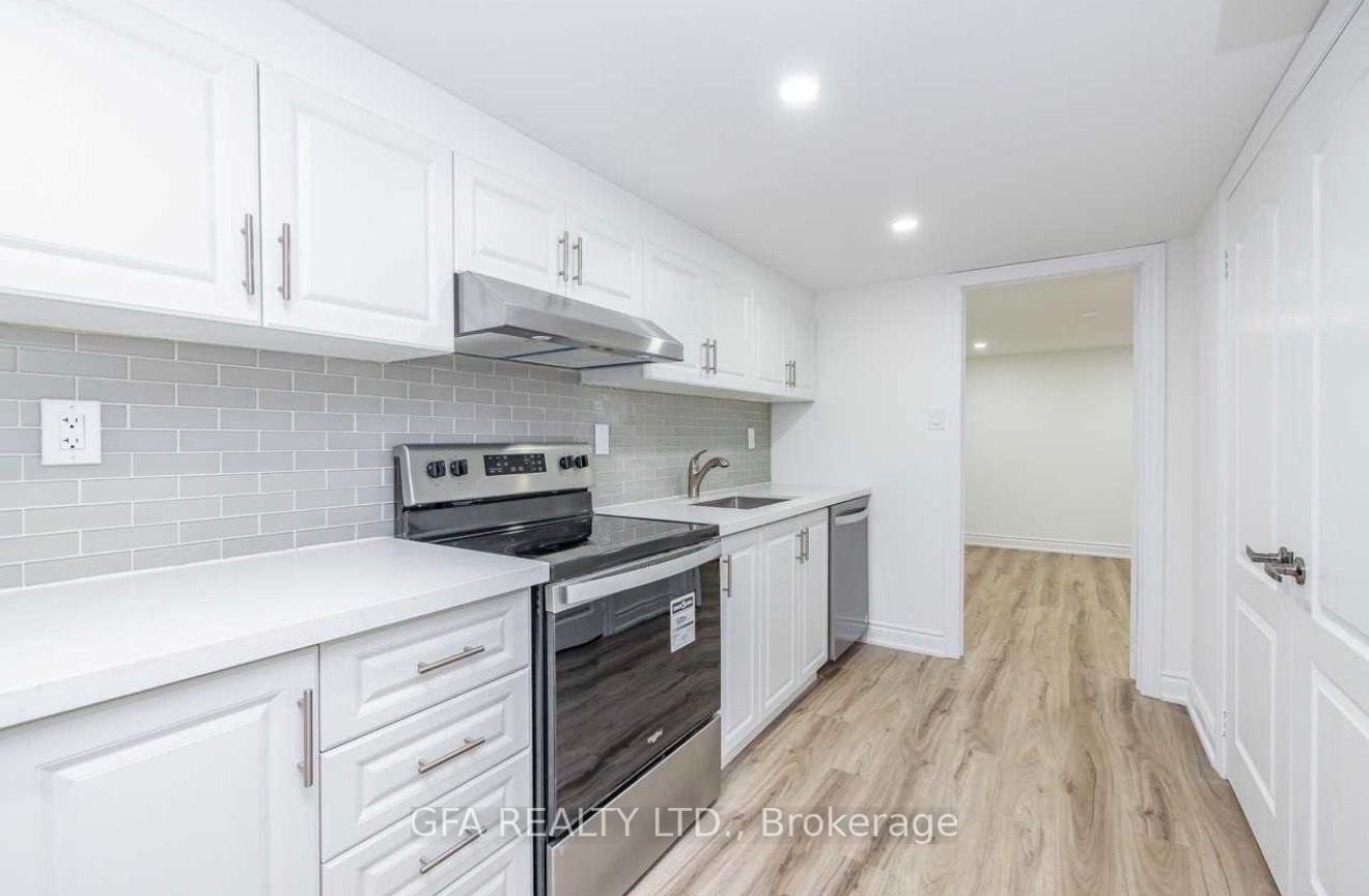 Photo 6 of Unit #Lower, 9 Melville Crescent, Brampton, Brampton East — HOMEH