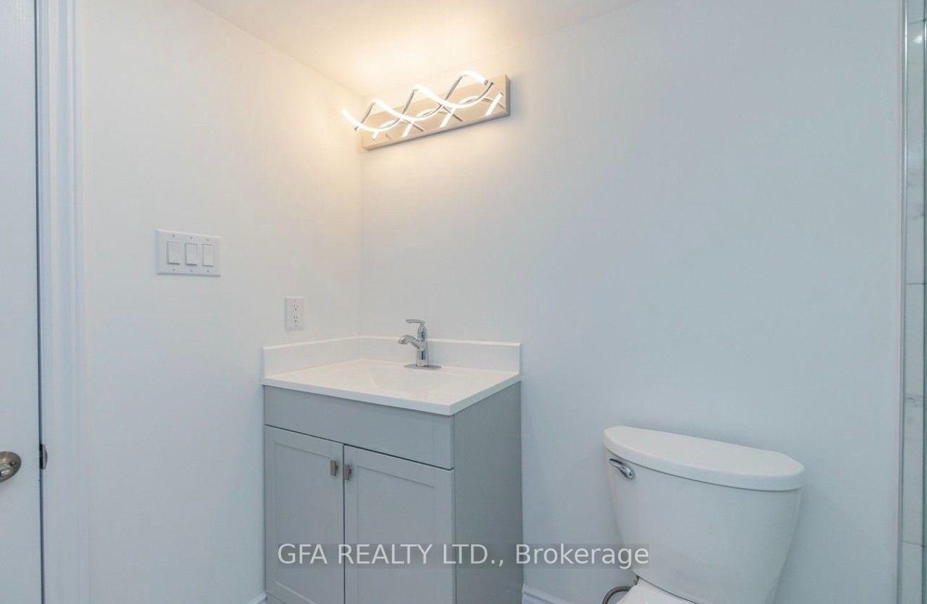 Photo 10 of Unit #Lower, 9 Melville Crescent, Brampton, Brampton East — HOMEH