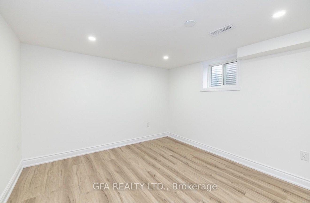 Photo 15 of Unit #Lower, 9 Melville Crescent, Brampton, Brampton East — HOMEH