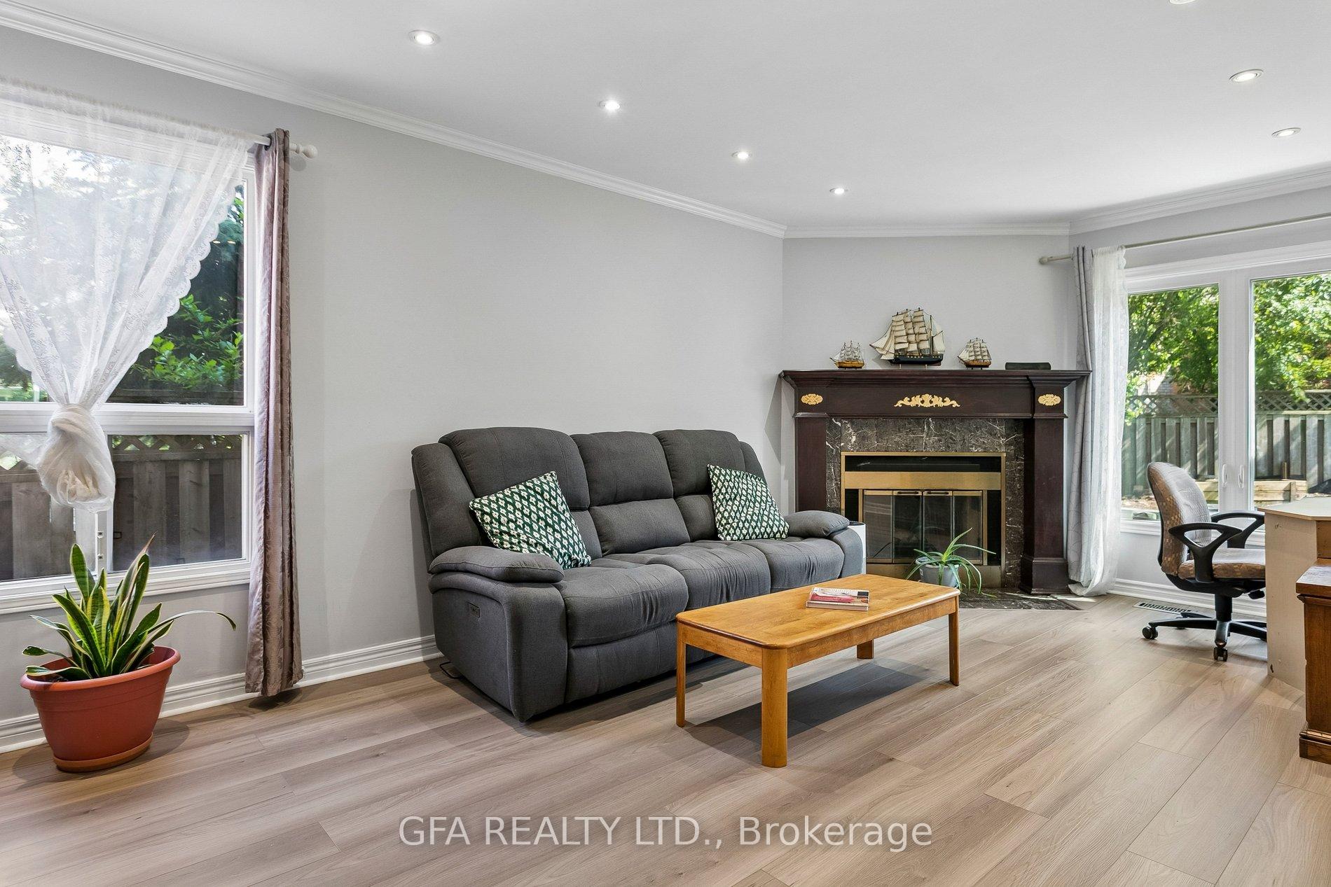 Photo 20 of 3220 Turnstone Crescent, Mississauga, Erin Mills — HOMEH