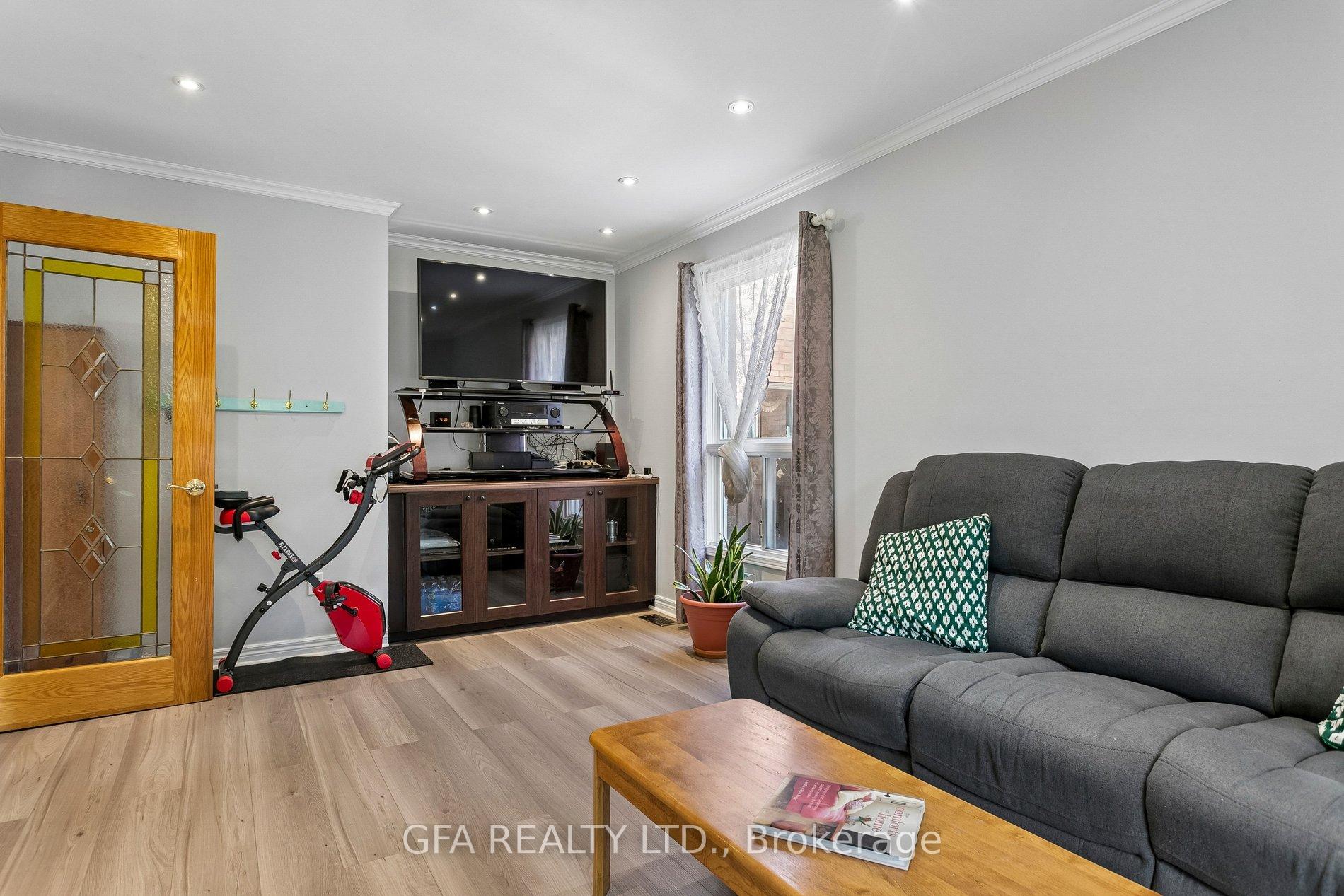 Photo 23 of 3220 Turnstone Crescent, Mississauga, Erin Mills — HOMEH