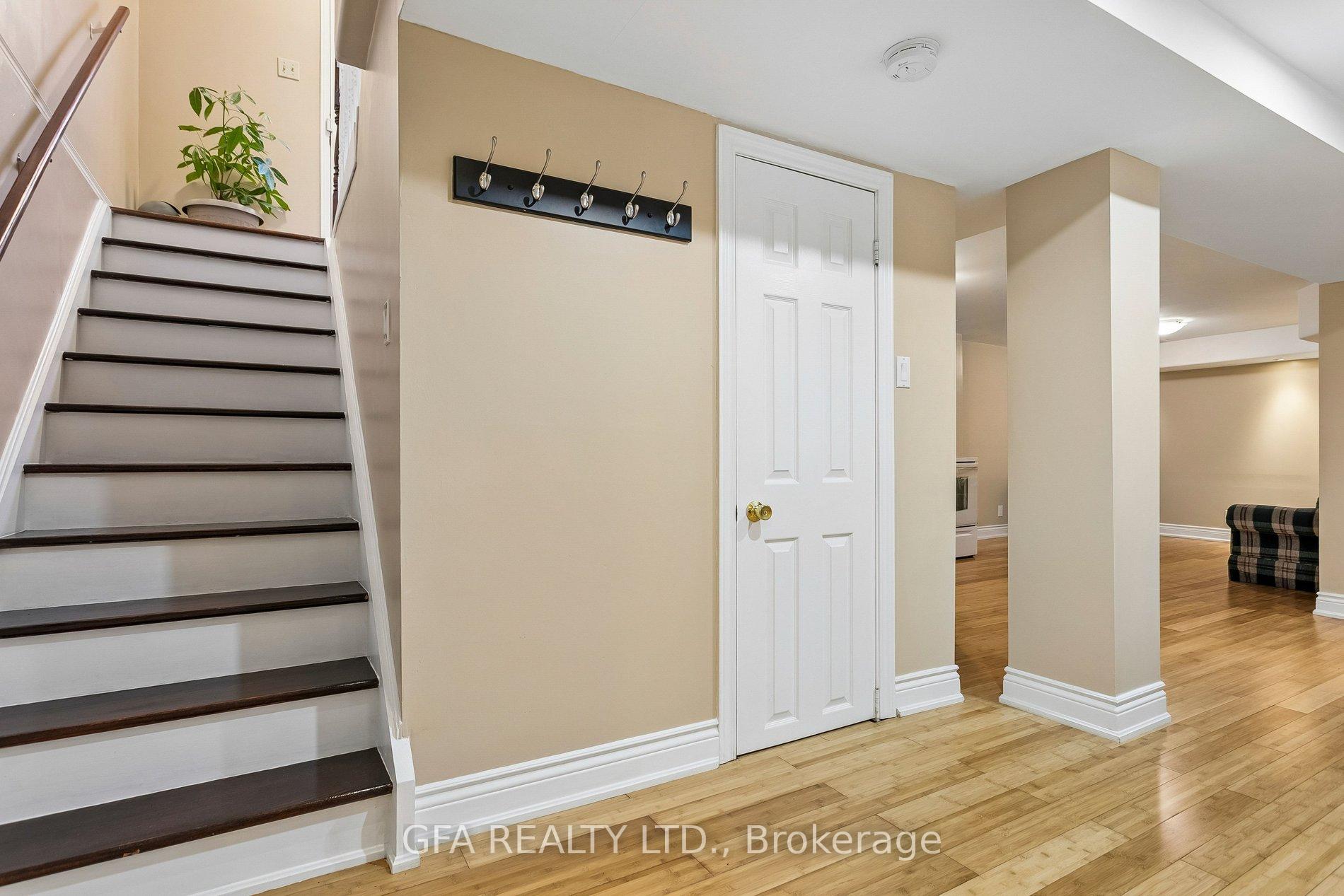Photo 38 of 3220 Turnstone Crescent, Mississauga, Erin Mills — HOMEH