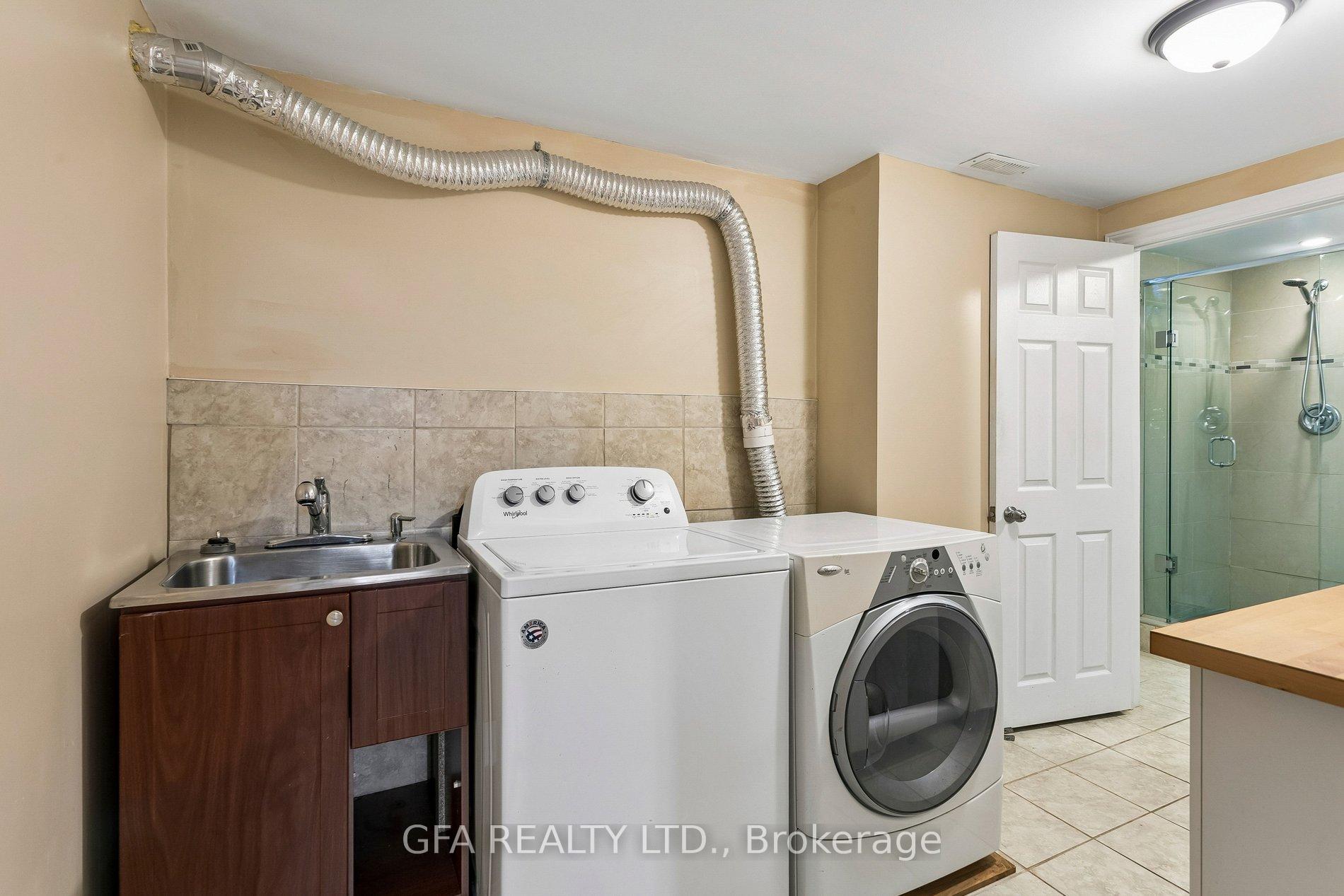 Photo 43 of 3220 Turnstone Crescent, Mississauga, Erin Mills — HOMEH