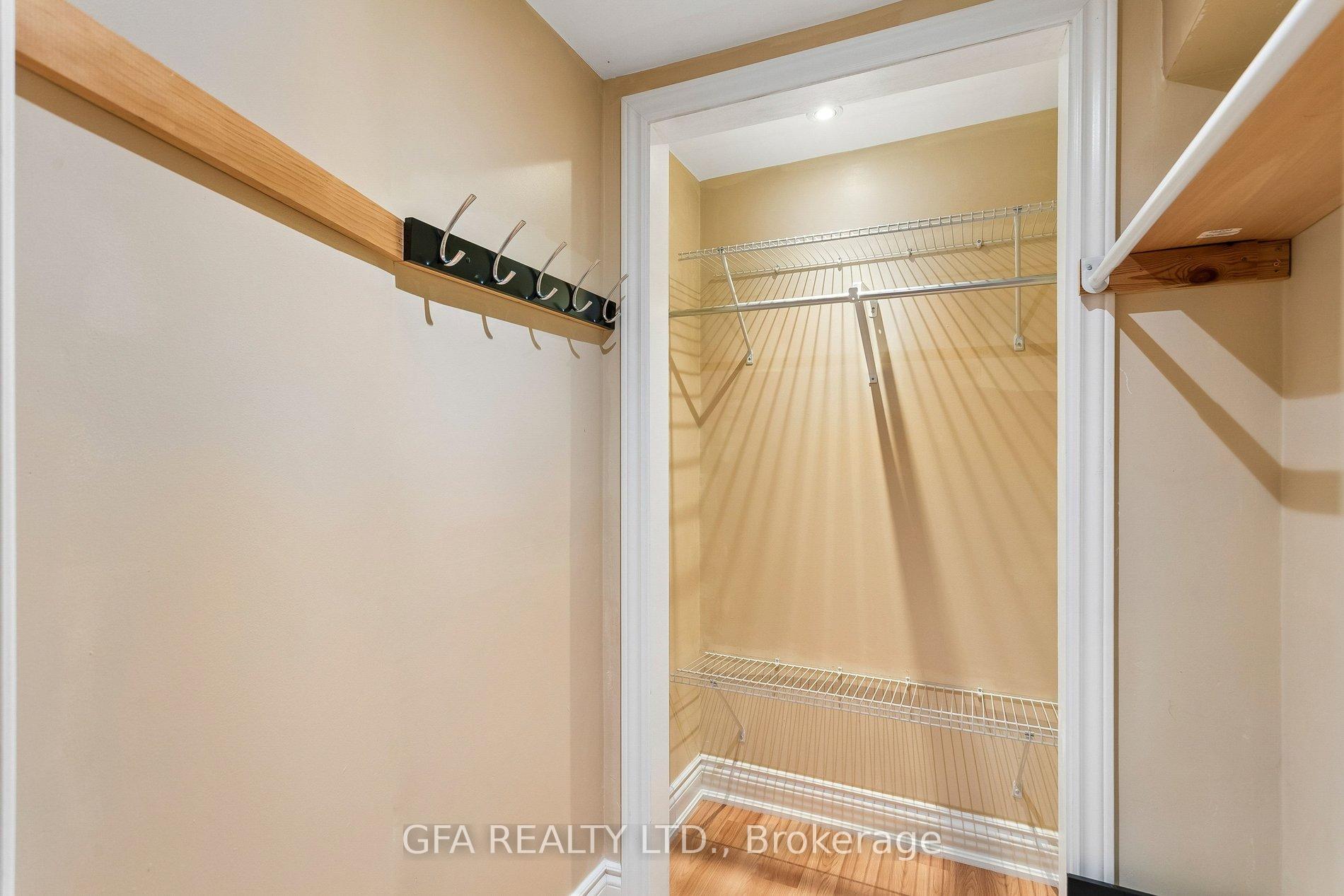 Photo 48 of 3220 Turnstone Crescent, Mississauga, Erin Mills — HOMEH