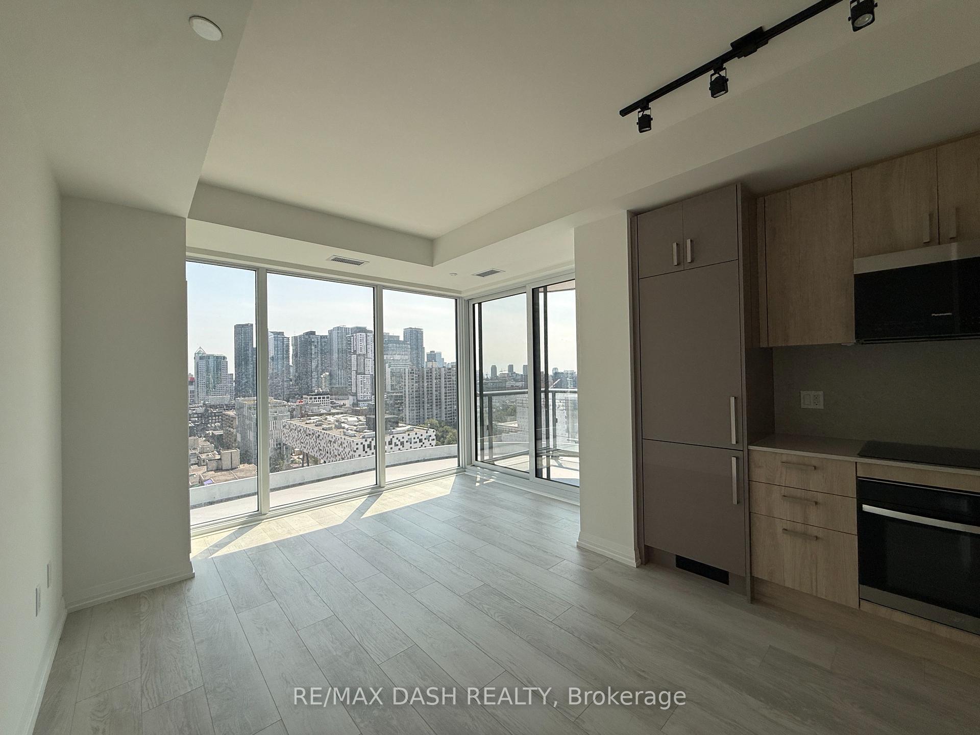 Photo 15 of Unit 1810, 280 Dundas Street W, Toronto, University — HOMEH