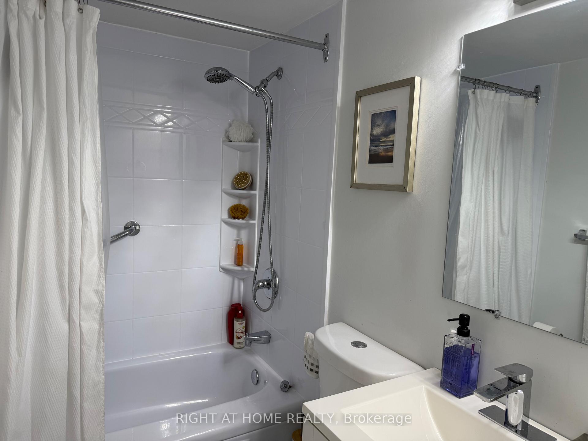 Photo 34 of Unit 706, 1881 Jane Street, Toronto, Yonge-Eglinton — HOMEH