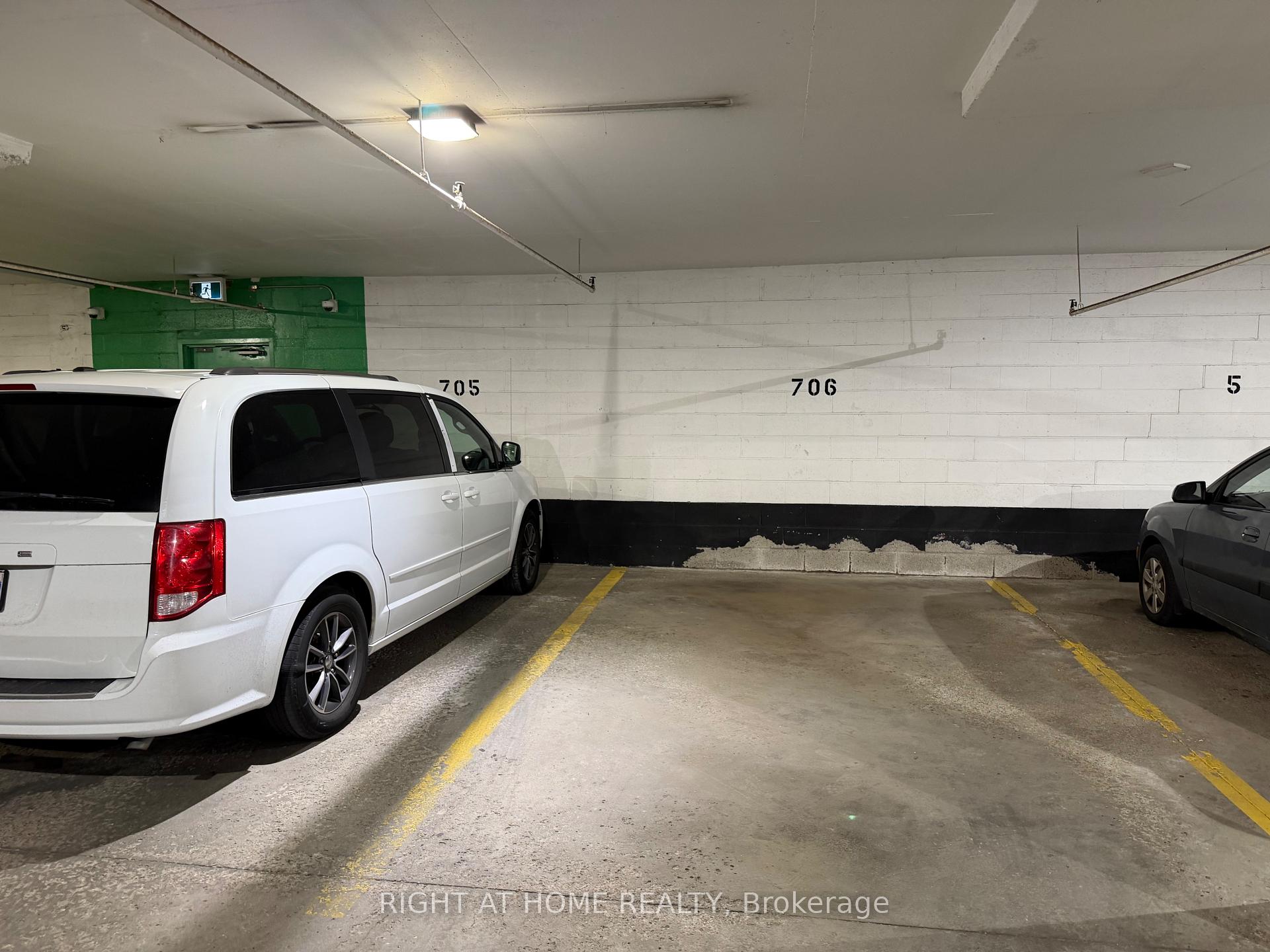 Photo 38 of Unit 706, 1881 Jane Street, Toronto, Yonge-Eglinton — HOMEH