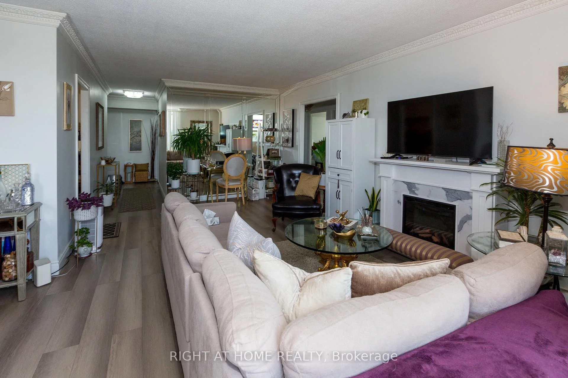 Photo 7 of Unit 706, 1881 Jane Street, Toronto, Yonge-Eglinton — HOMEH