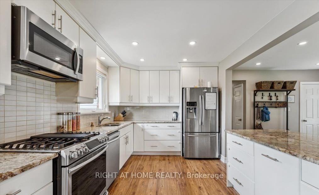 Photo 7 of 21 Kilbourne Crescent, St. Catharines, Bunting/Linwell — HOMEH