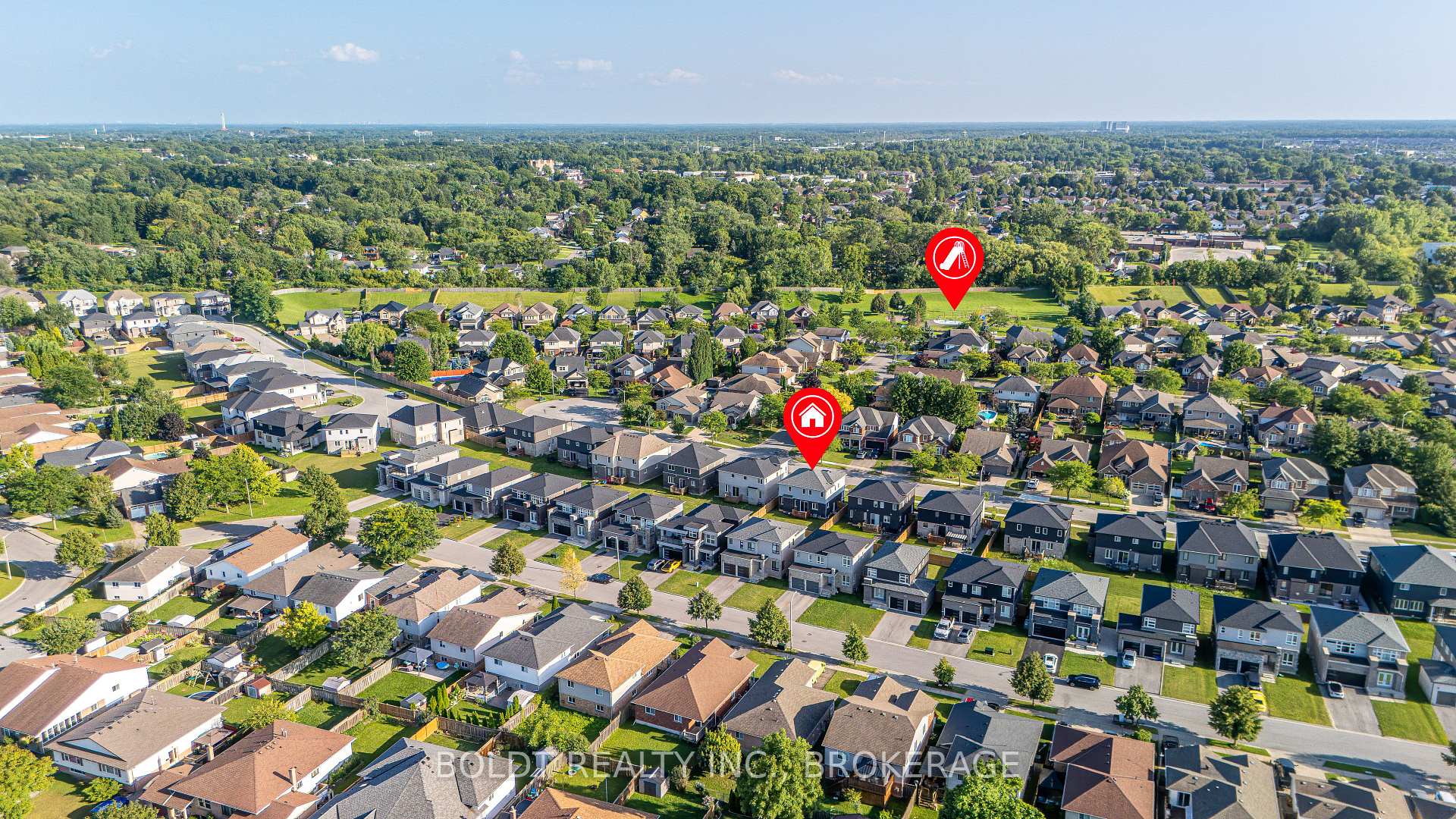 Photo 41 of 8037 Brookside Drive, Niagara Falls, Ascot — HOMEH