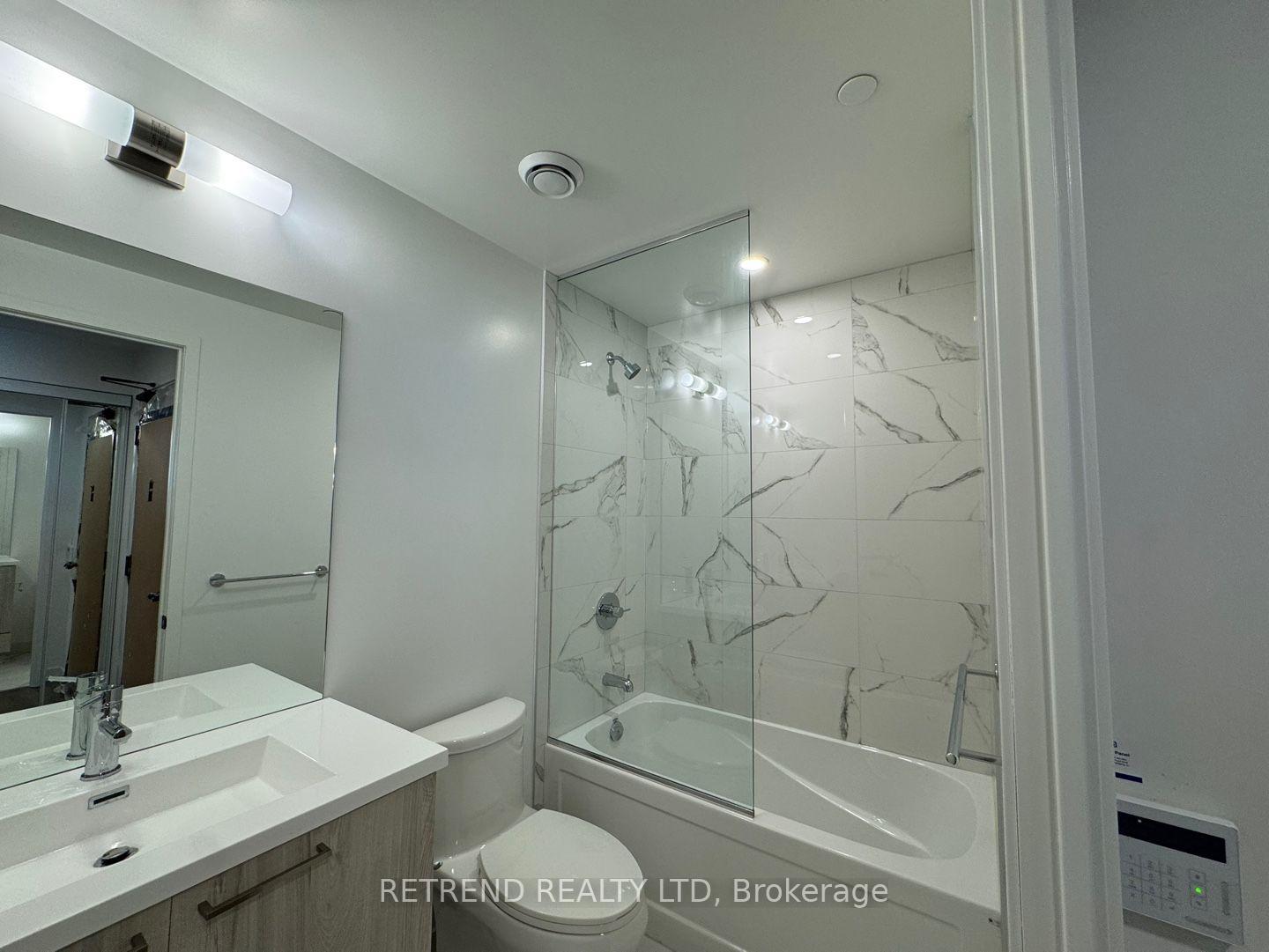 Photo 5 of Unit 4001, 225 Commerce Street E, Vaughan, Vaughan Corporate Centre — HOMEH