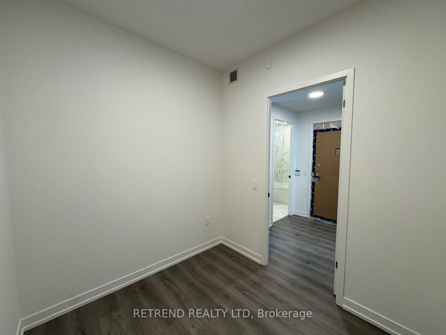 Photo 14 of Unit 4001, 225 Commerce Street E, Vaughan, Vaughan Corporate Centre — HOMEH