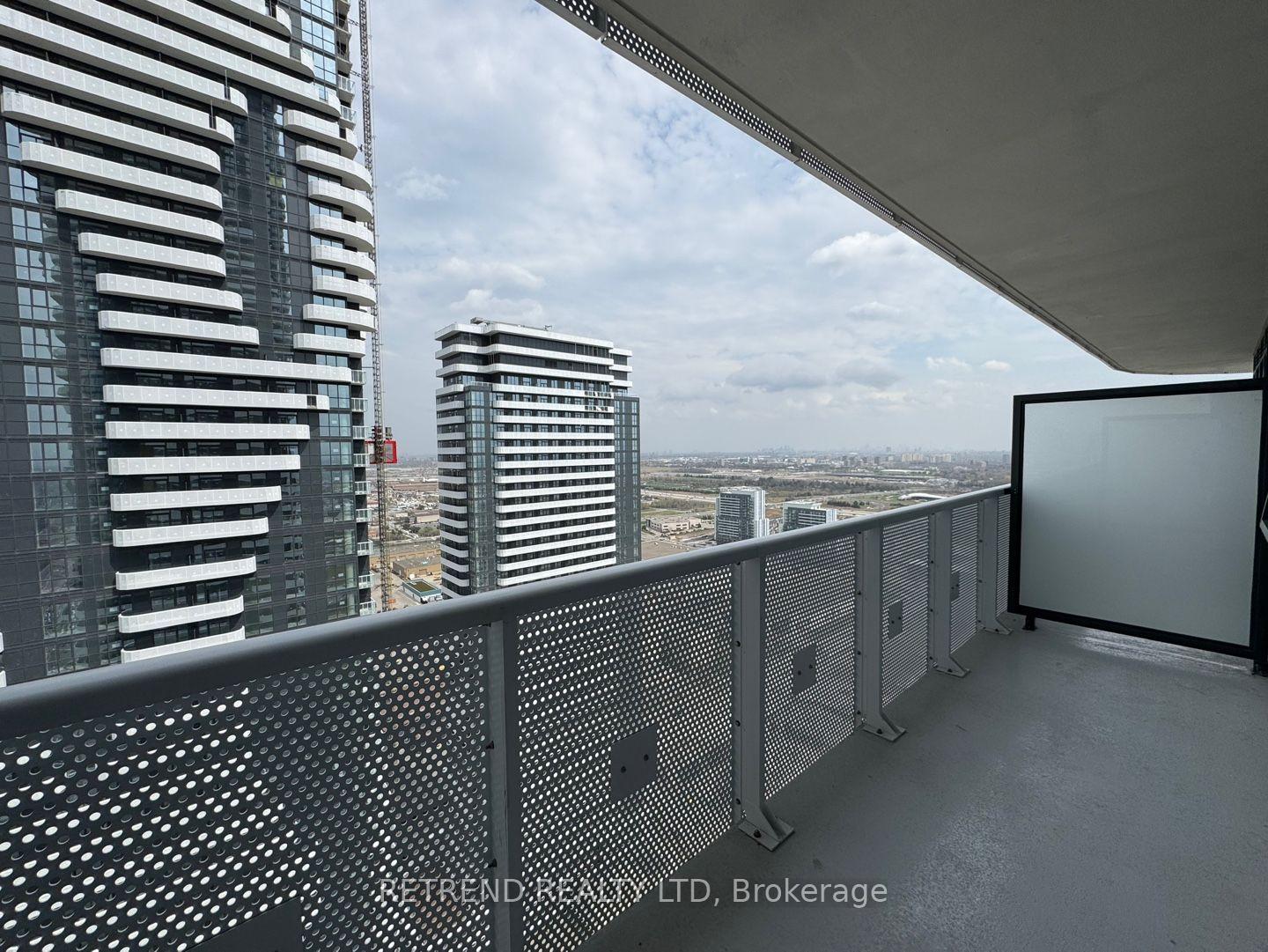 Photo 19 of Unit 4001, 225 Commerce Street E, Vaughan, Vaughan Corporate Centre — HOMEH