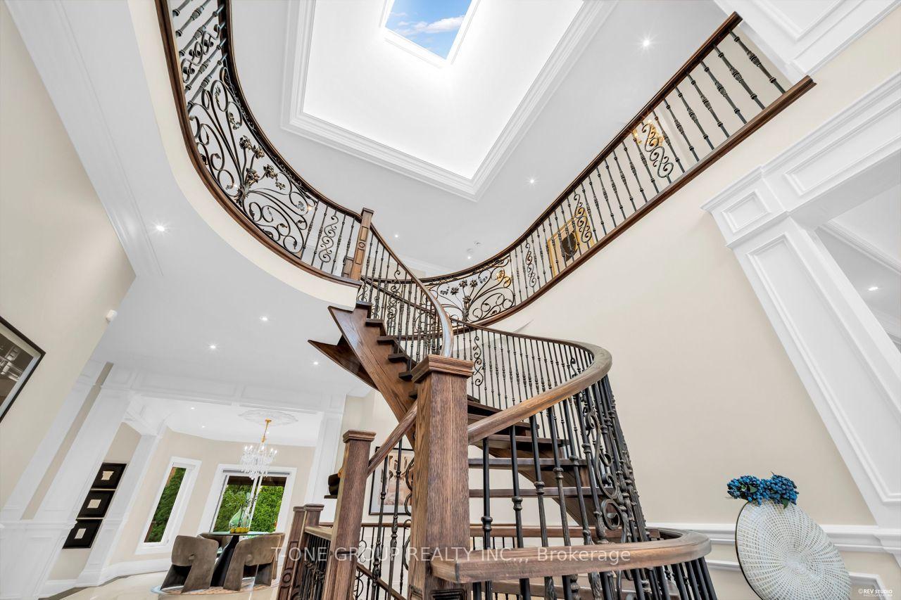 Photo 7 of 47 Hillhurst Drive, Richmond Hill, Bayview Hill — HOMEH