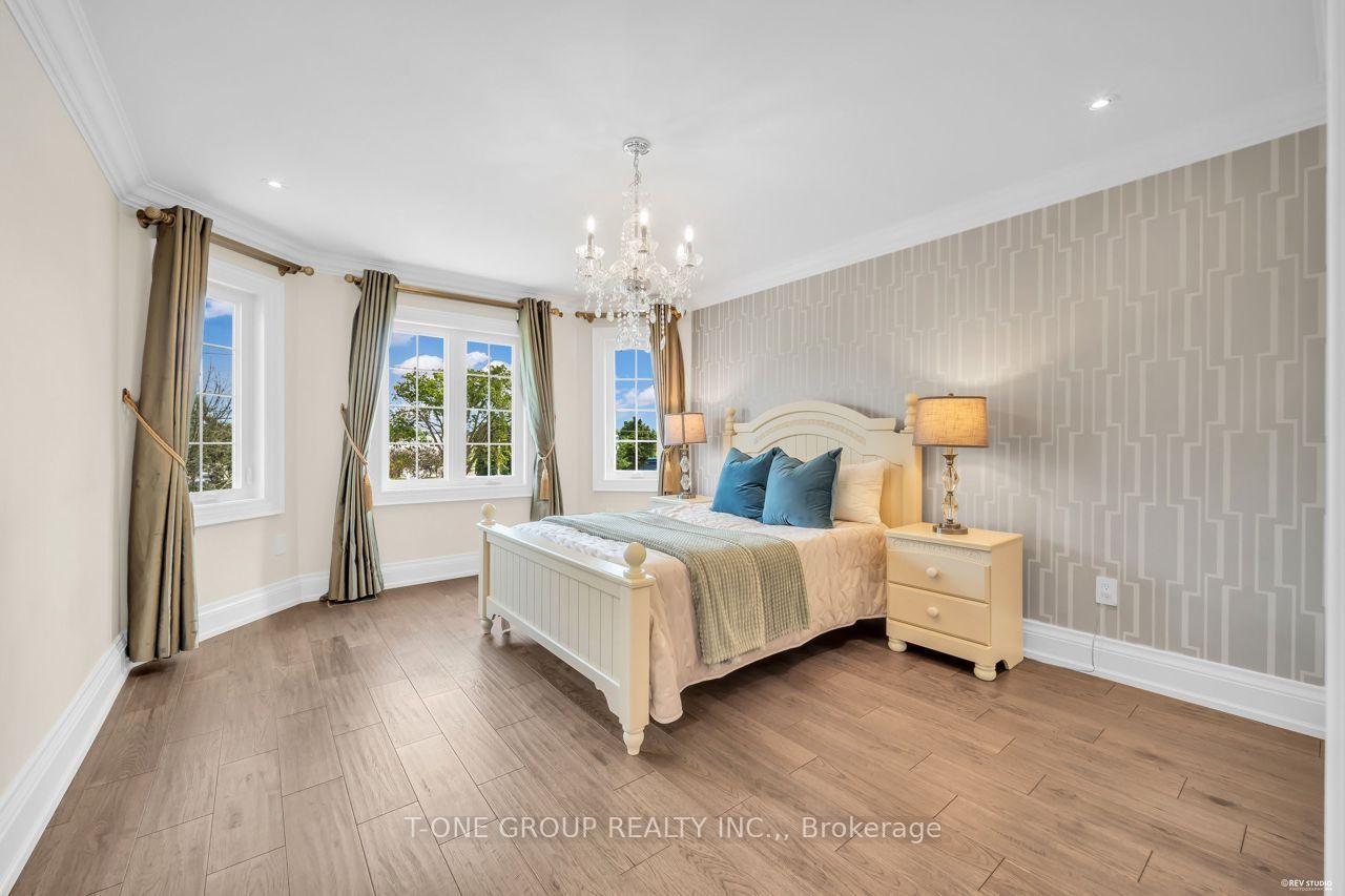 Photo 30 of 47 Hillhurst Drive, Richmond Hill, Bayview Hill — HOMEH