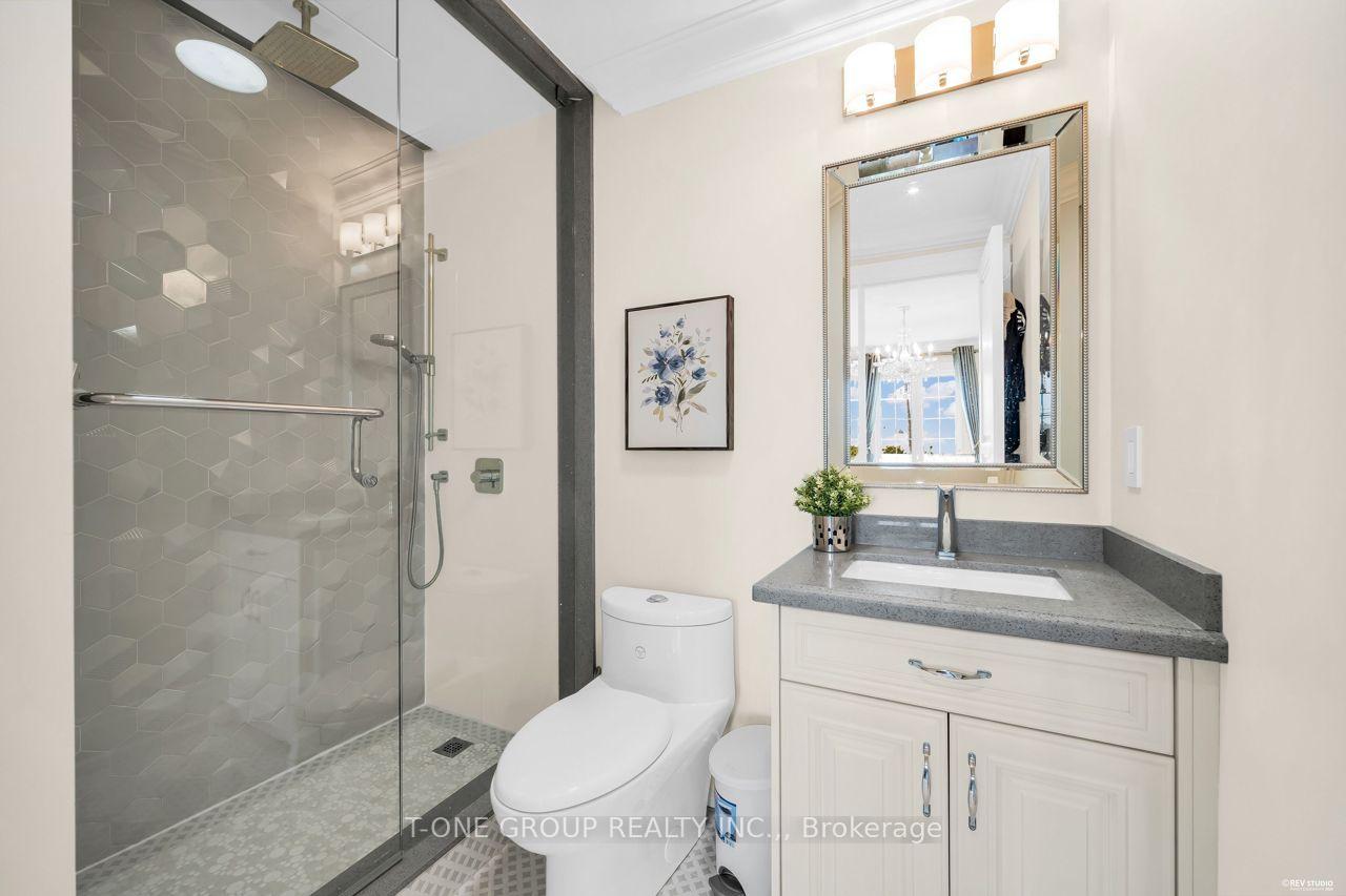 Photo 32 of 47 Hillhurst Drive, Richmond Hill, Bayview Hill — HOMEH
