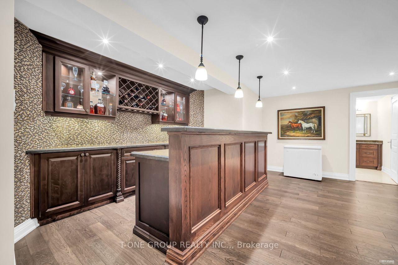 Photo 39 of 47 Hillhurst Drive, Richmond Hill, Bayview Hill — HOMEH