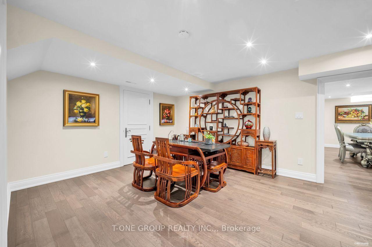 Photo 41 of 47 Hillhurst Drive, Richmond Hill, Bayview Hill — HOMEH