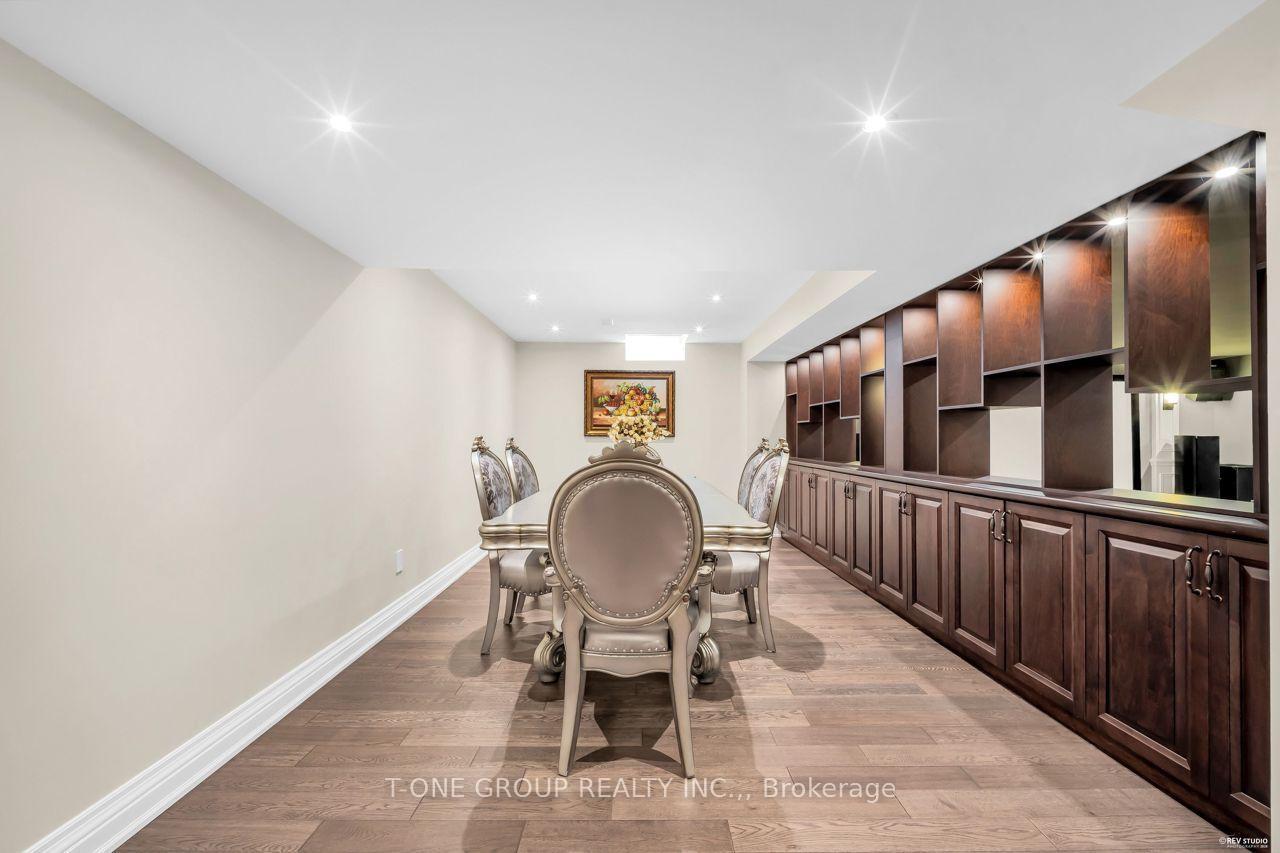 Photo 42 of 47 Hillhurst Drive, Richmond Hill, Bayview Hill — HOMEH
