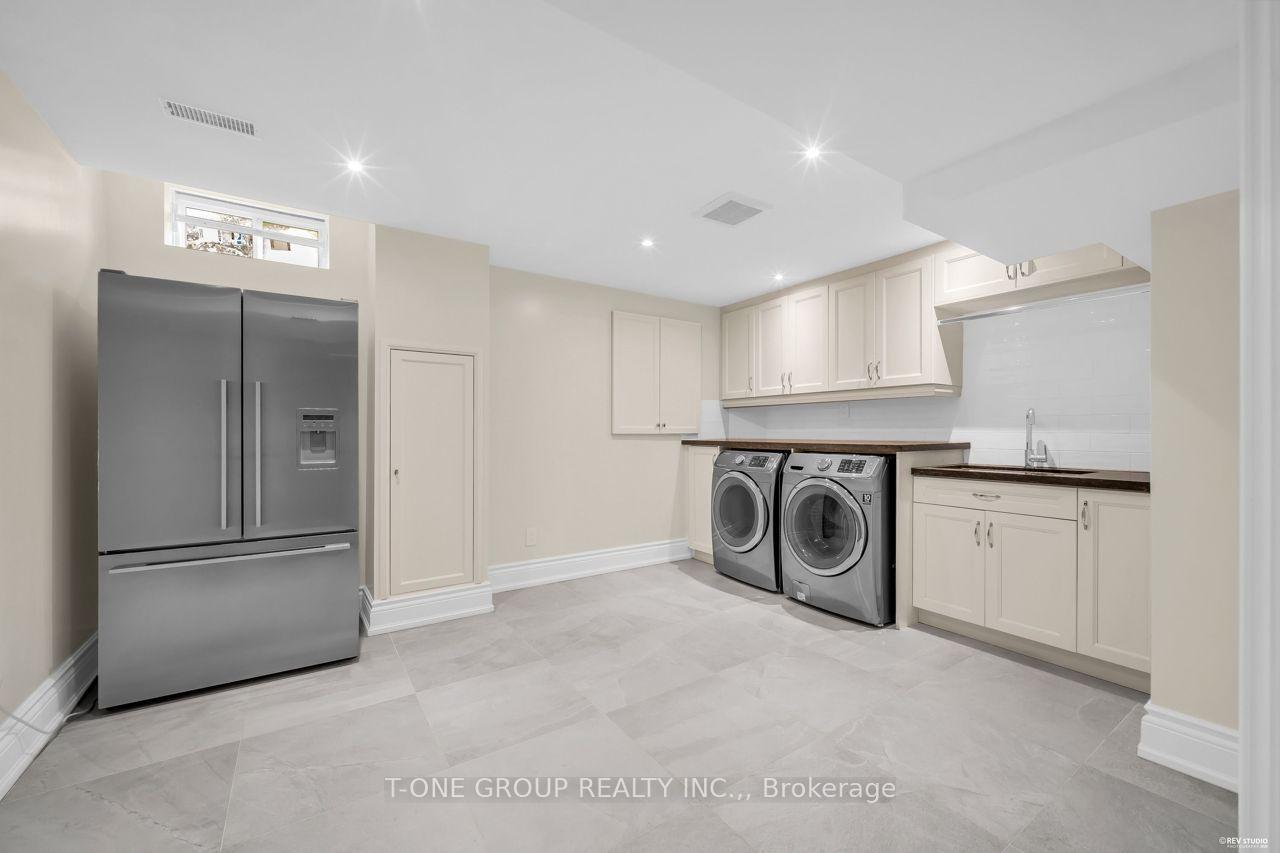 Photo 45 of 47 Hillhurst Drive, Richmond Hill, Bayview Hill — HOMEH