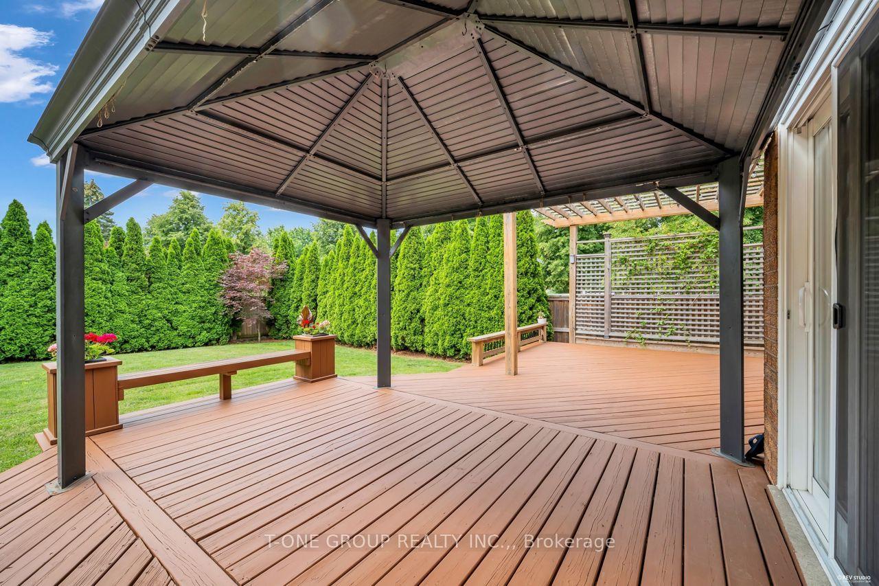 Photo 46 of 47 Hillhurst Drive, Richmond Hill, Bayview Hill — HOMEH