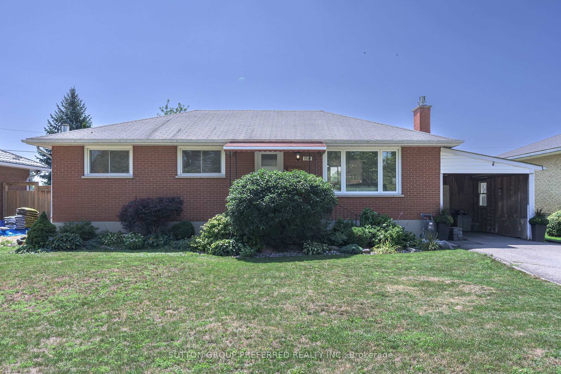 Front of 1510 Perth Avenue