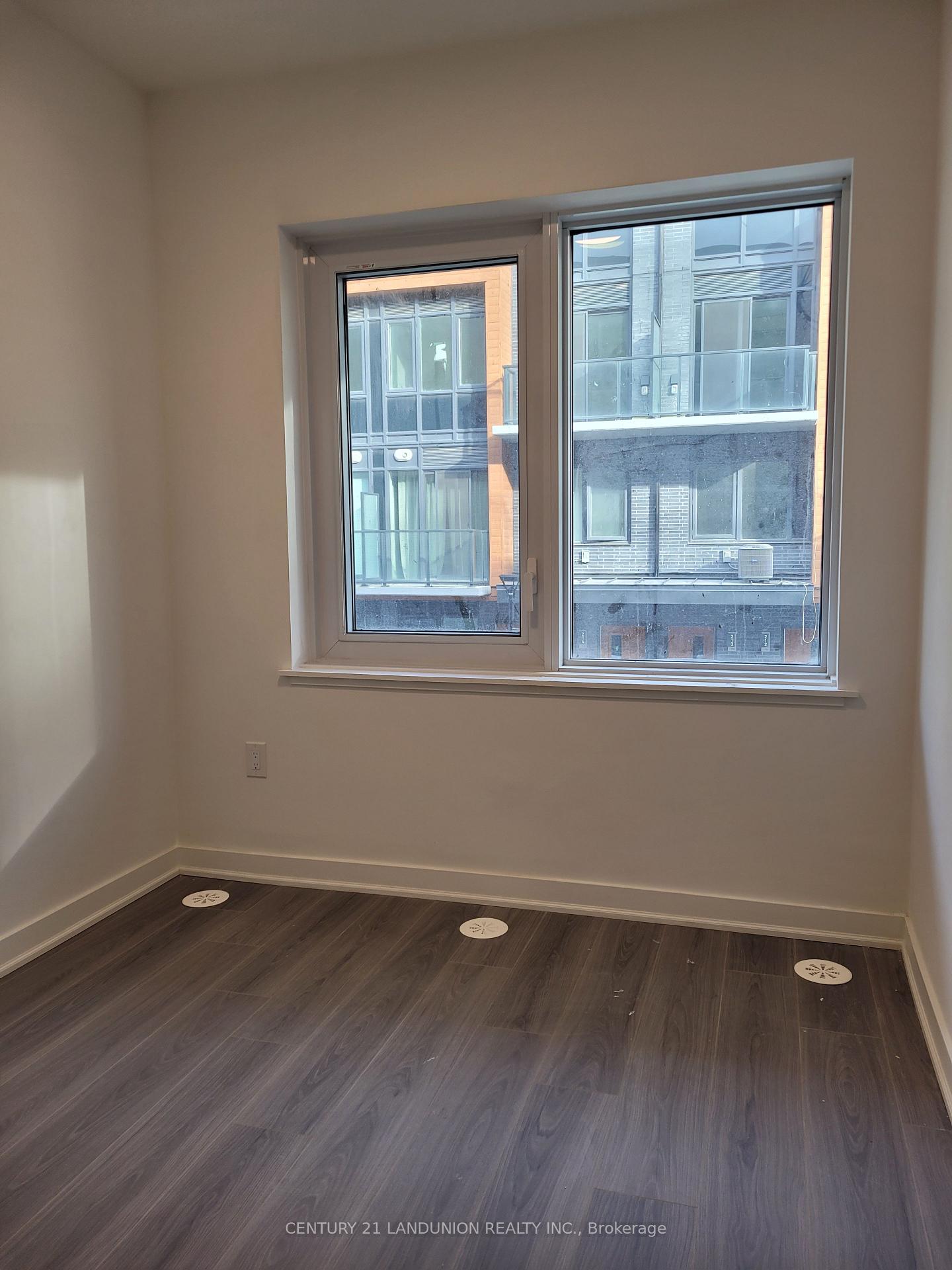 Photo 10 of Unit 157, 67 Curlew Drive, North York, Parkwoods-Donalda — HOMEH