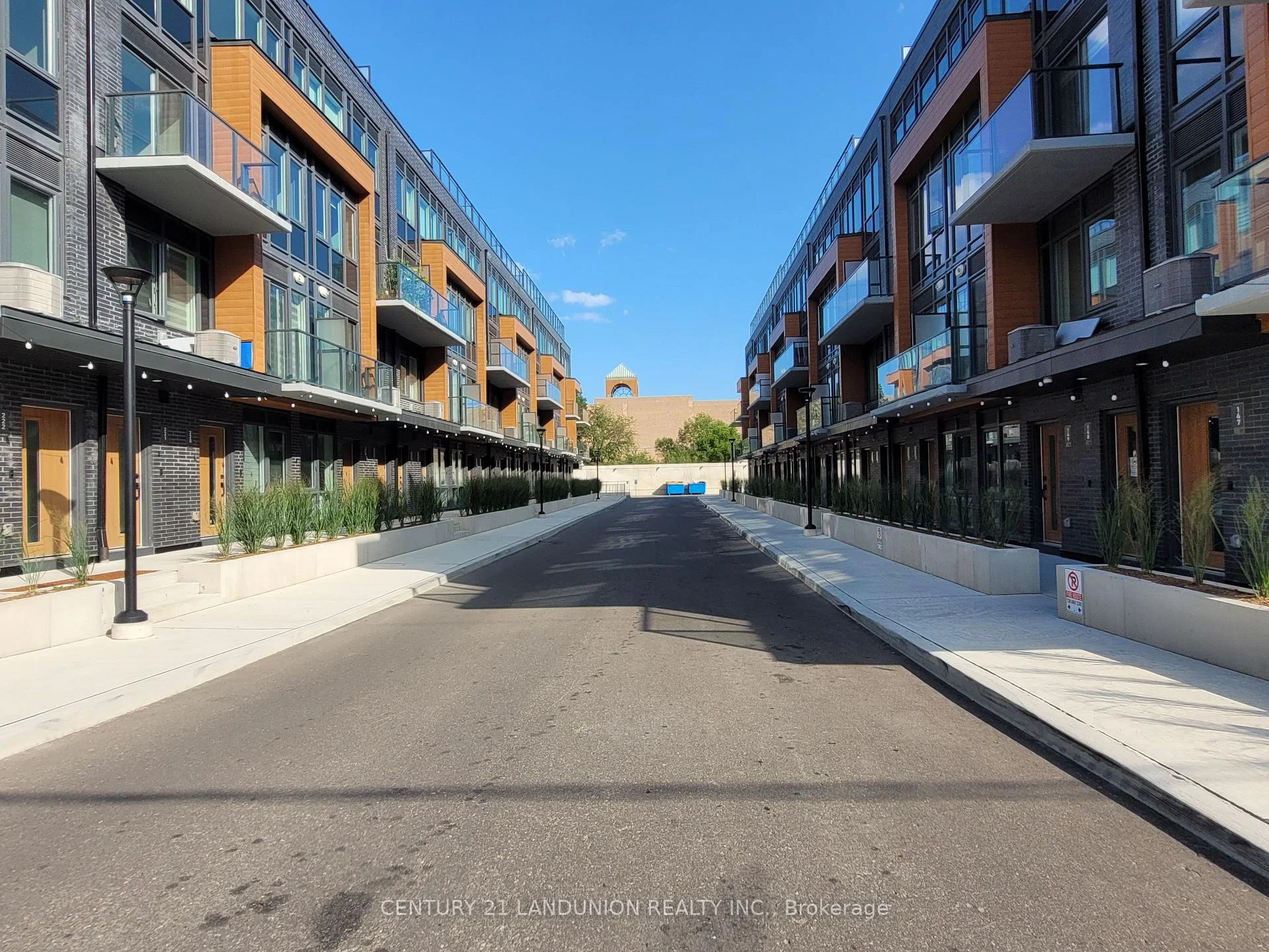 Photo 14 of Unit 157, 67 Curlew Drive, North York, Parkwoods-Donalda — HOMEH