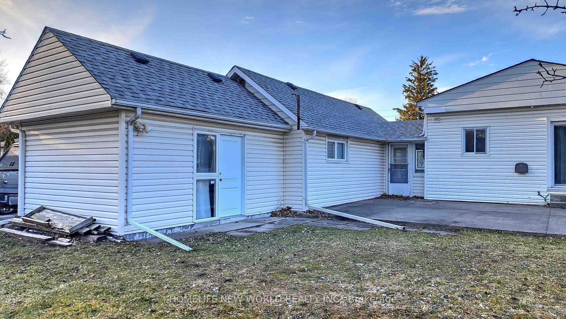 Photo 4 of 11 Riverglen Drive, Georgina, Keswick South — HOMEH