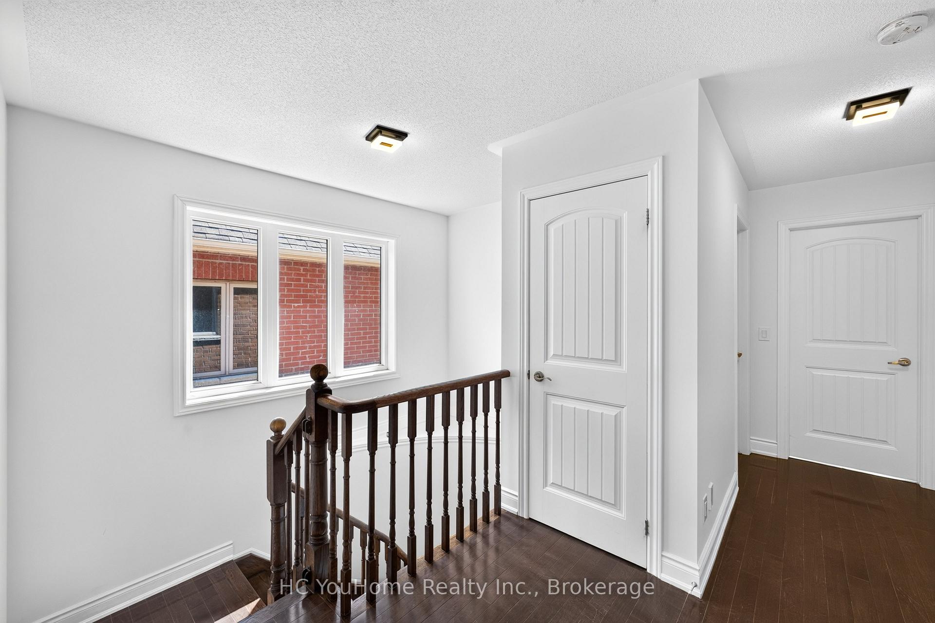 Photo 19 of 112 Lacewood Drive, Richmond Hill, Westbrook — HOMEH