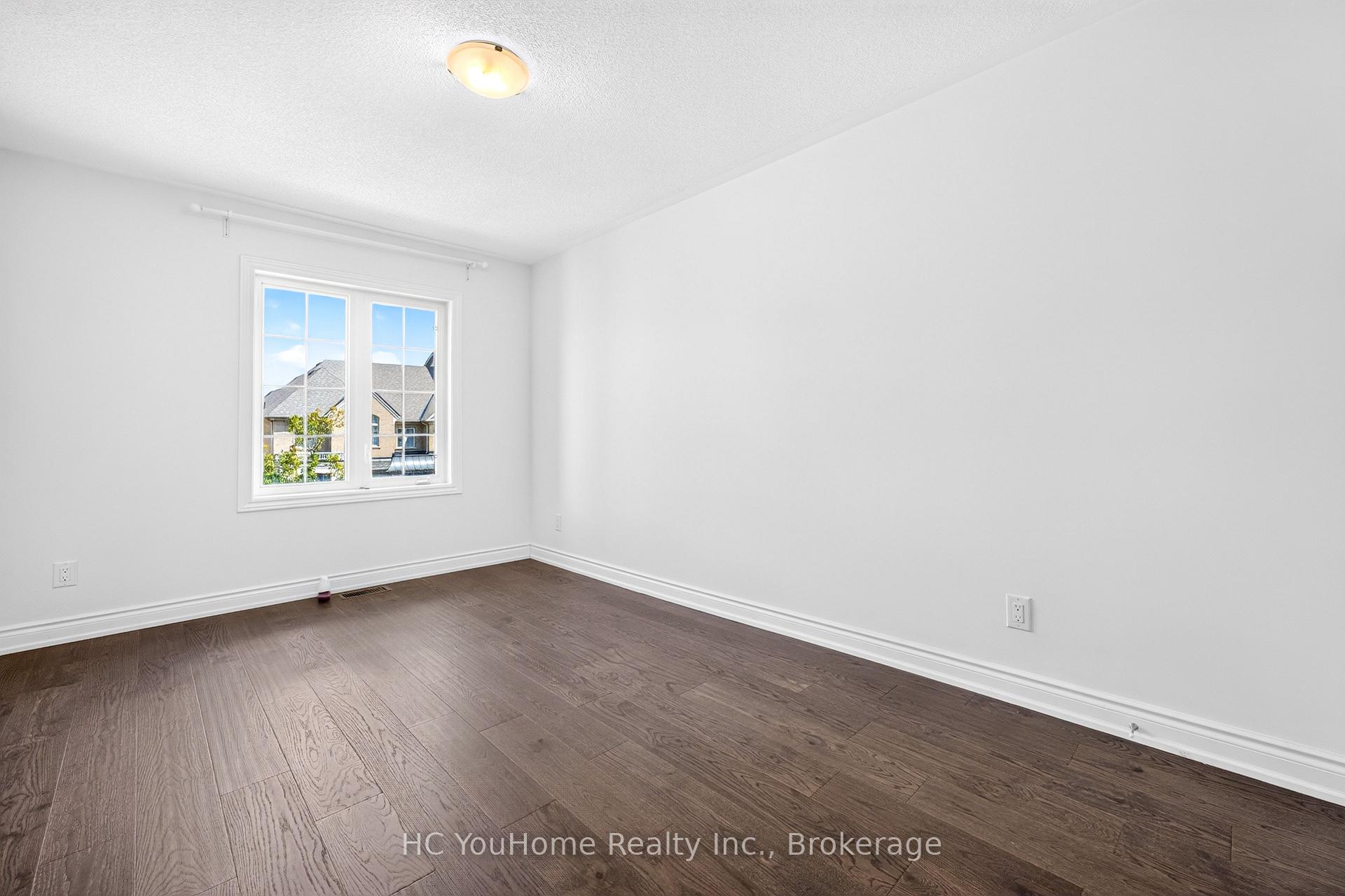Photo 29 of 112 Lacewood Drive, Richmond Hill, Westbrook — HOMEH