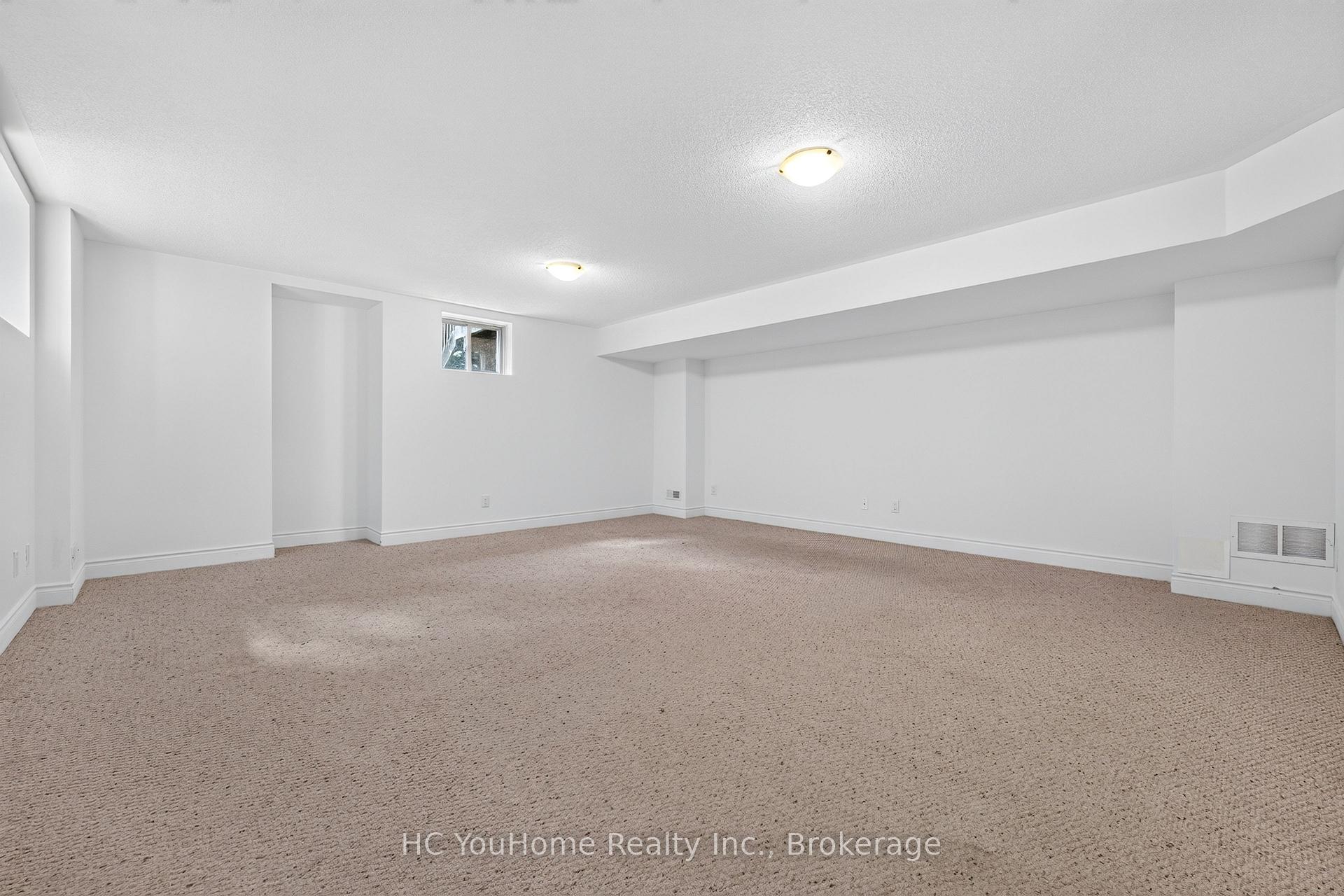 Photo 37 of 112 Lacewood Drive, Richmond Hill, Westbrook — HOMEH