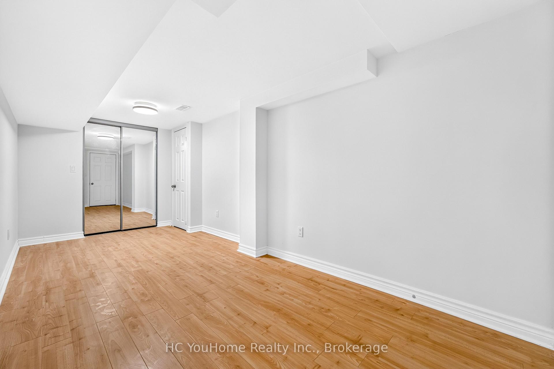 Photo 39 of 112 Lacewood Drive, Richmond Hill, Westbrook — HOMEH