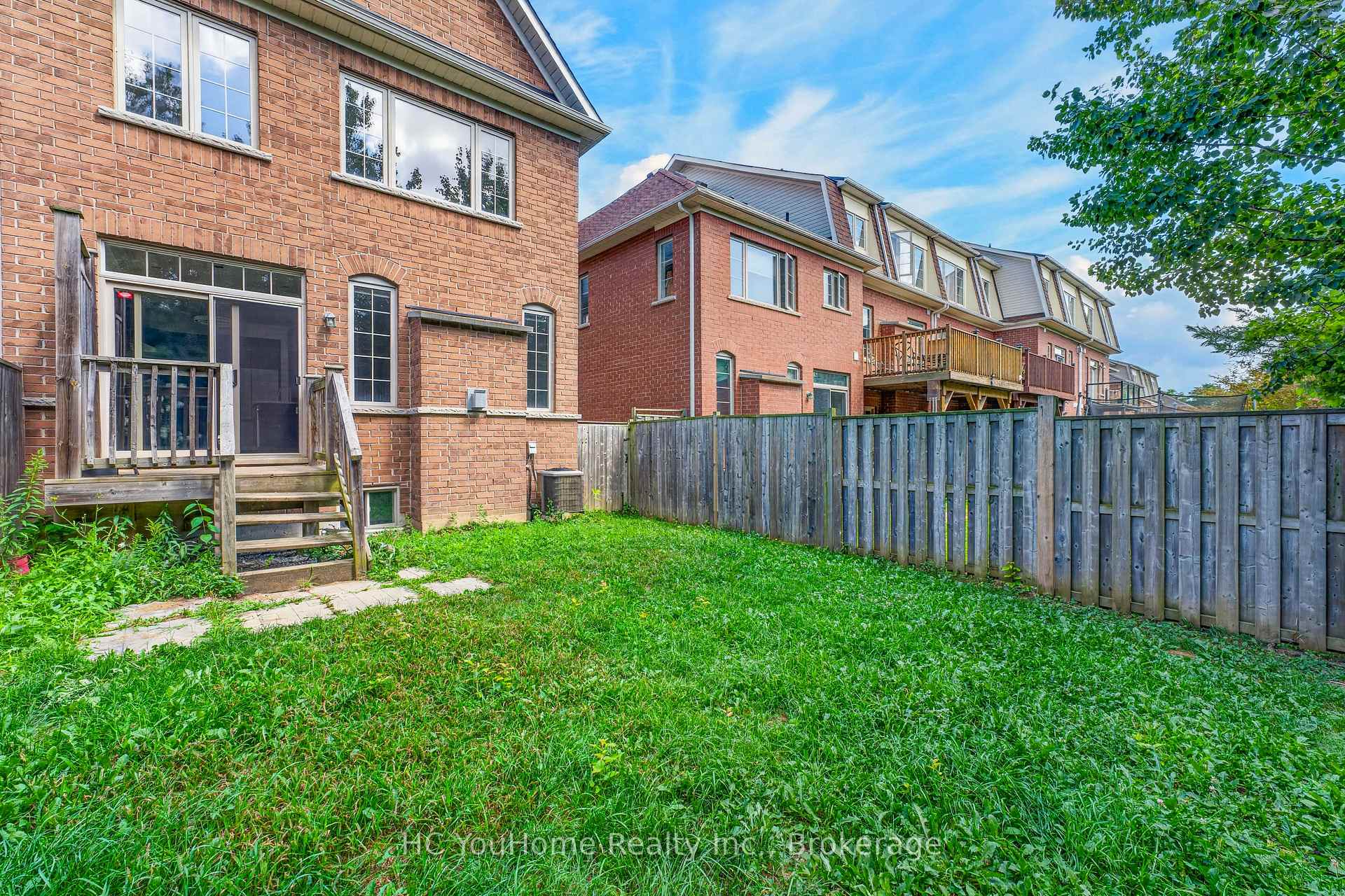 Photo 44 of 112 Lacewood Drive, Richmond Hill, Westbrook — HOMEH
