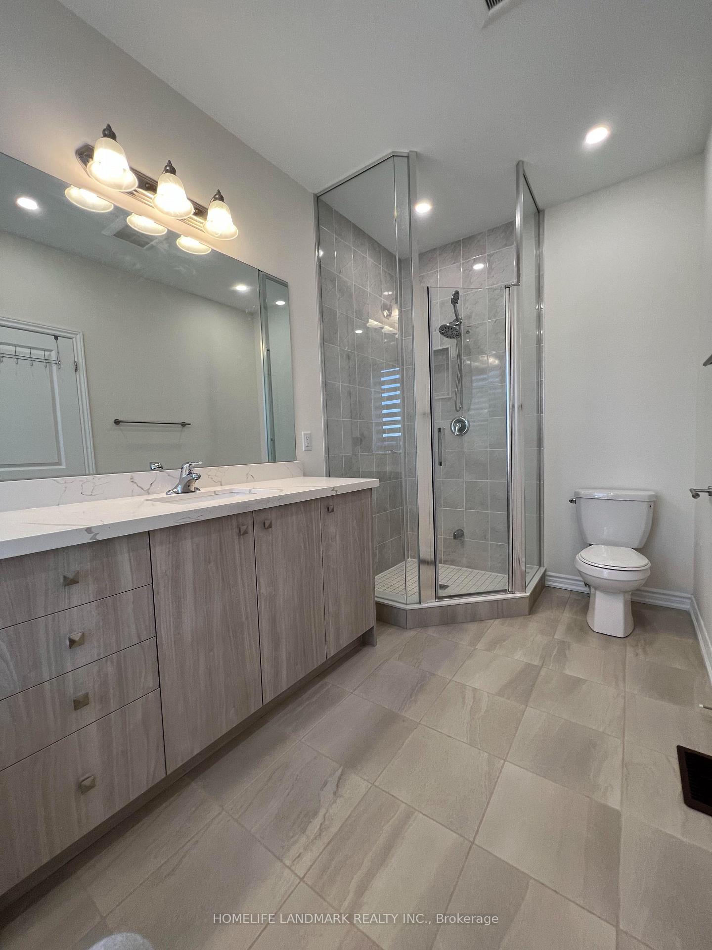 Photo 11 of 2 Concetta Conte Avenue, Markham, Victoria Square — HOMEH