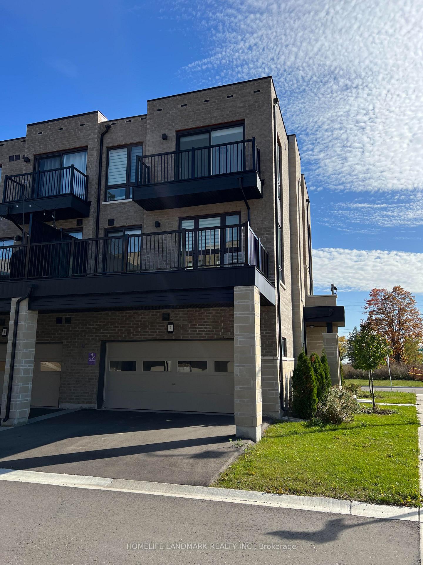 Photo 19 of 2 Concetta Conte Avenue, Markham, Victoria Square — HOMEH