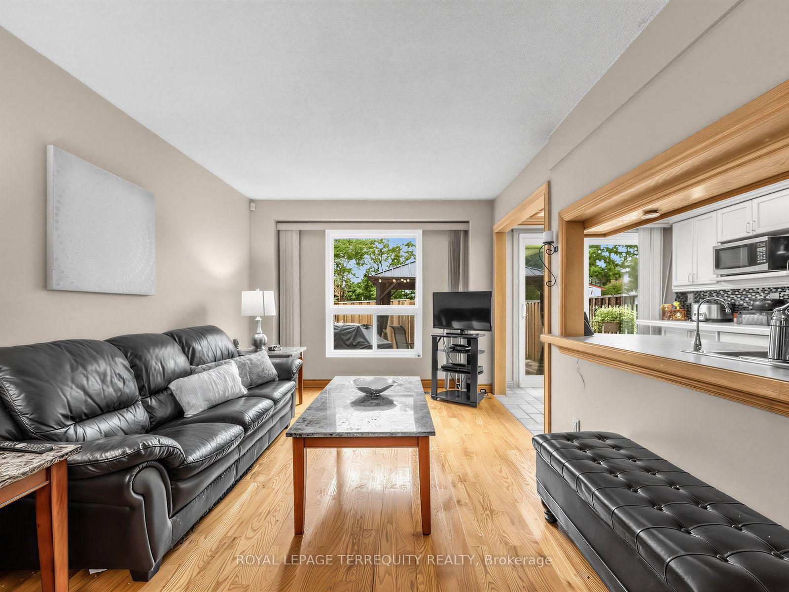 Photo 9 of Unit 19, 1330 Trowbridge Drive, Oshawa, Centennial — HOMEH