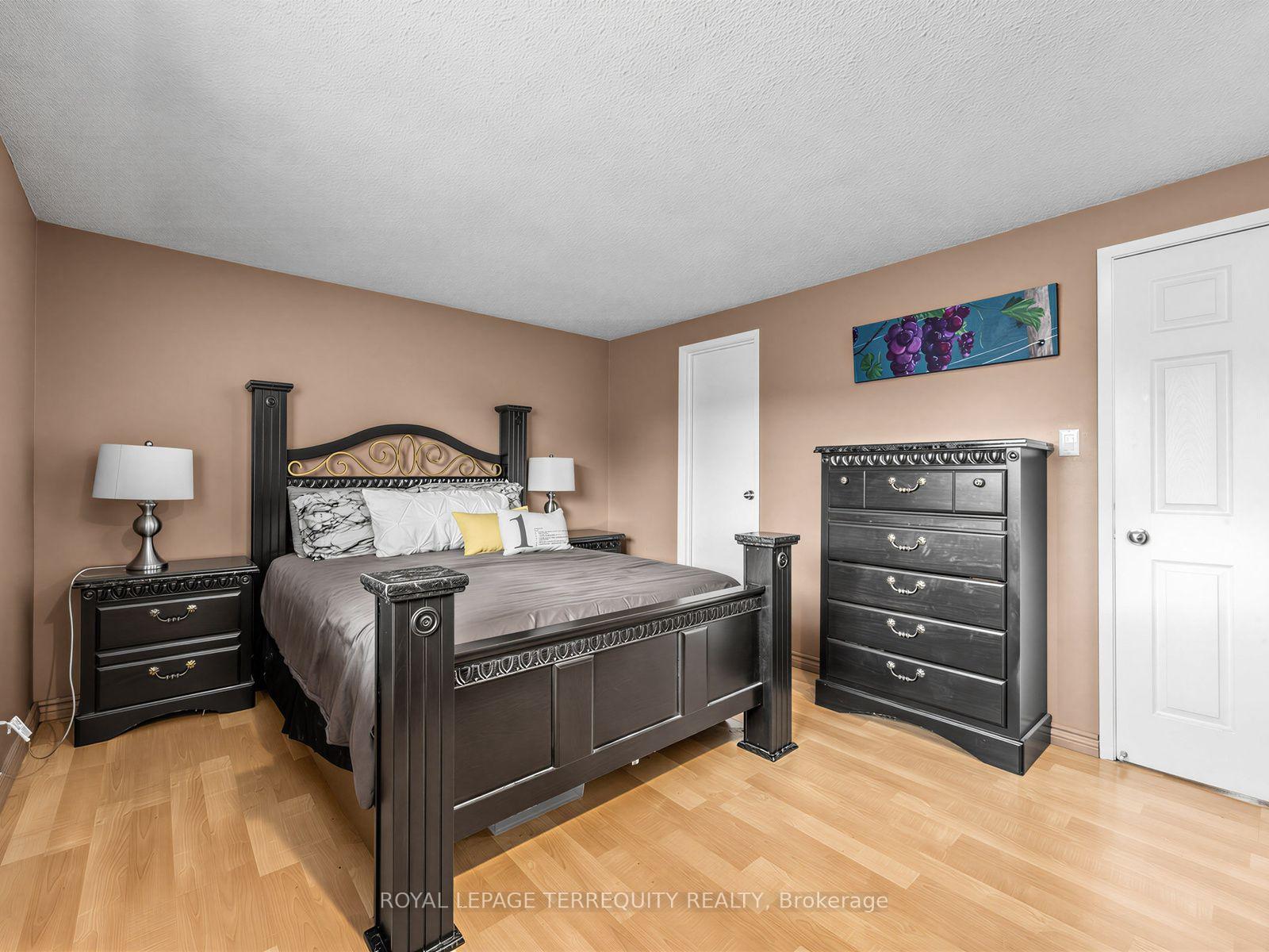 Photo 19 of Unit 19, 1330 Trowbridge Drive, Oshawa, Centennial — HOMEH