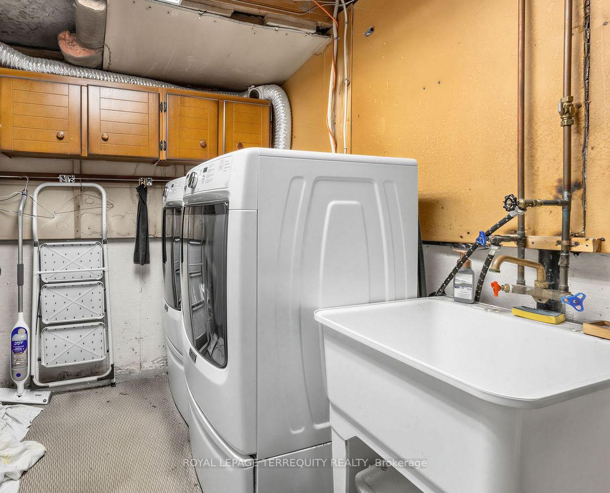 Photo 26 of Unit 19, 1330 Trowbridge Drive, Oshawa, Centennial — HOMEH