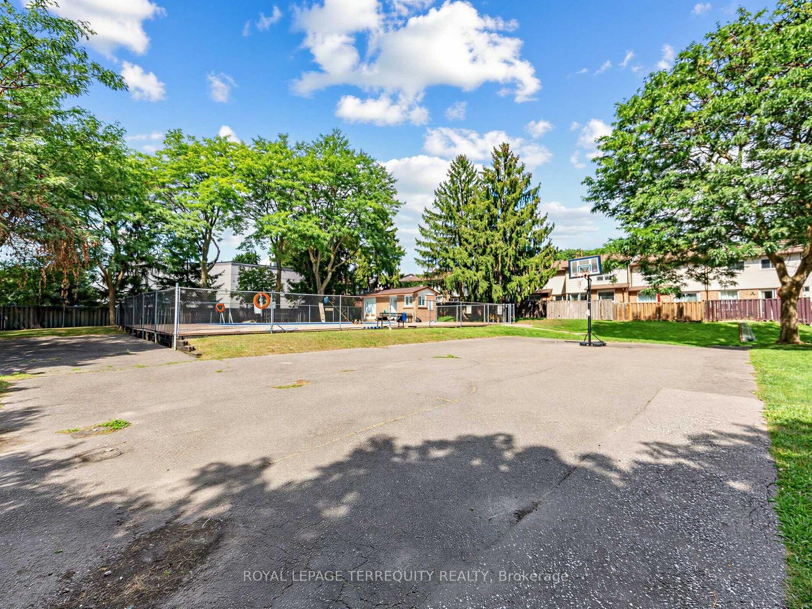 Photo 31 of Unit 19, 1330 Trowbridge Drive, Oshawa, Centennial — HOMEH