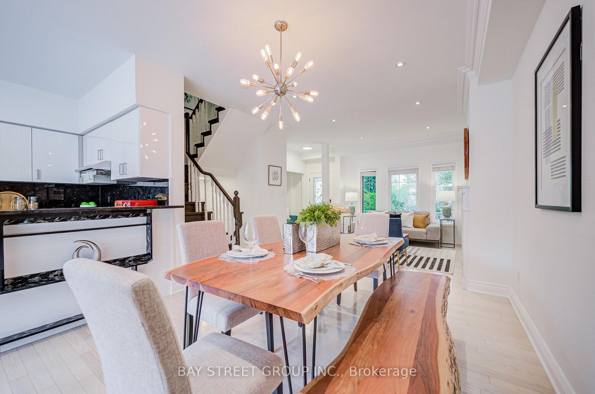 Photo 10 of 5 Luxton Avenue, Aurora, Bayview Wellington — HOMEH