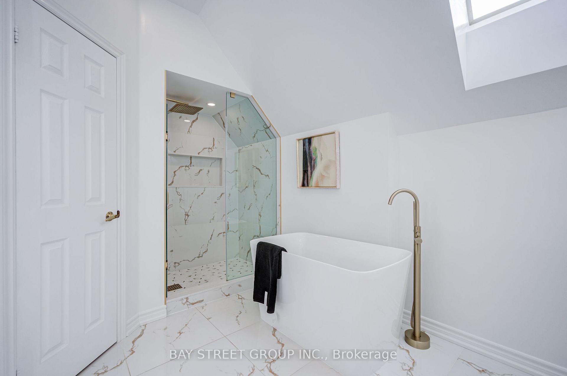 Photo 24 of 5 Luxton Avenue, Aurora, Bayview Wellington — HOMEH