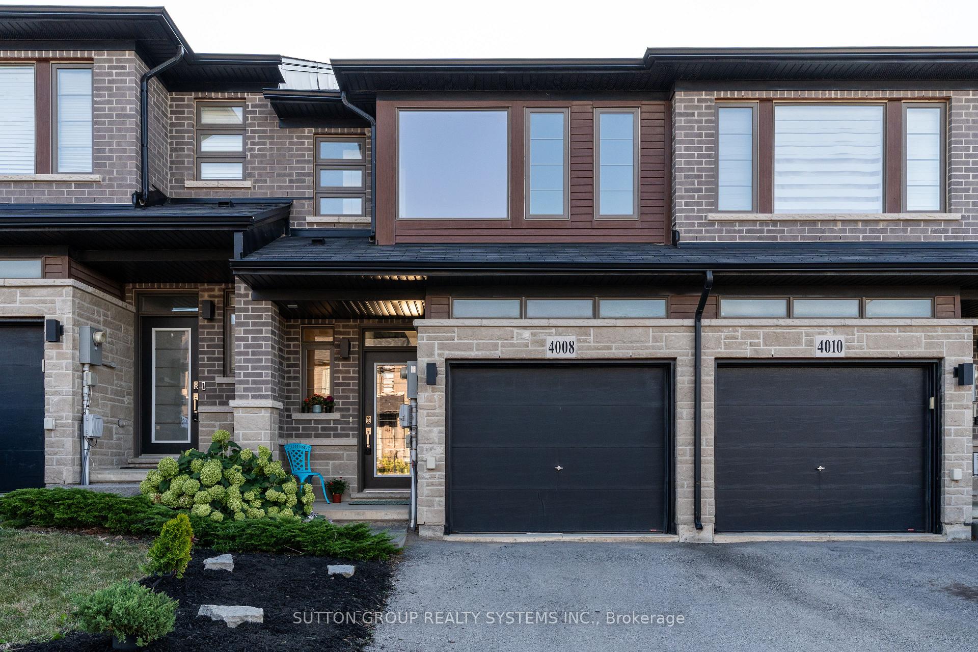 Photo 2 of 4008 Crown Street, Lincoln, Beamsville — HOMEH